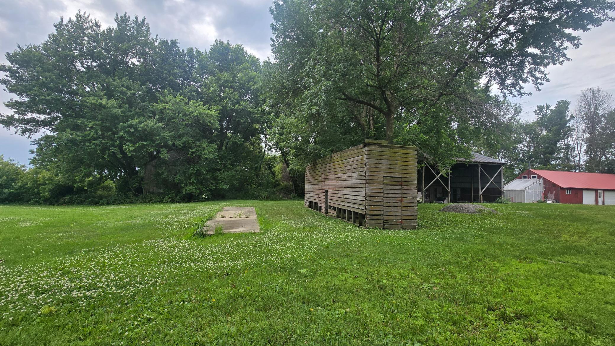 main property photo 10