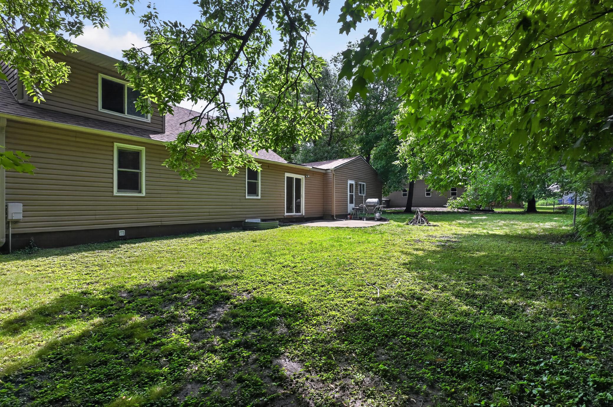 main property photo 8