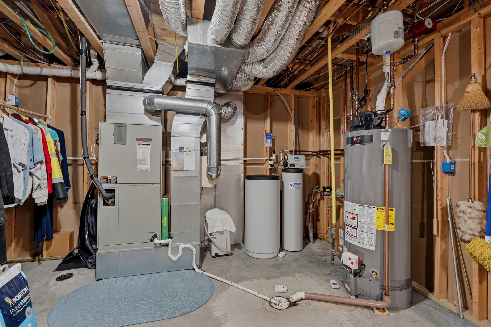 main property photo 63