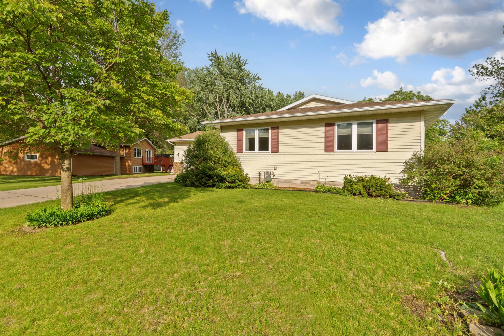 main property photo 26