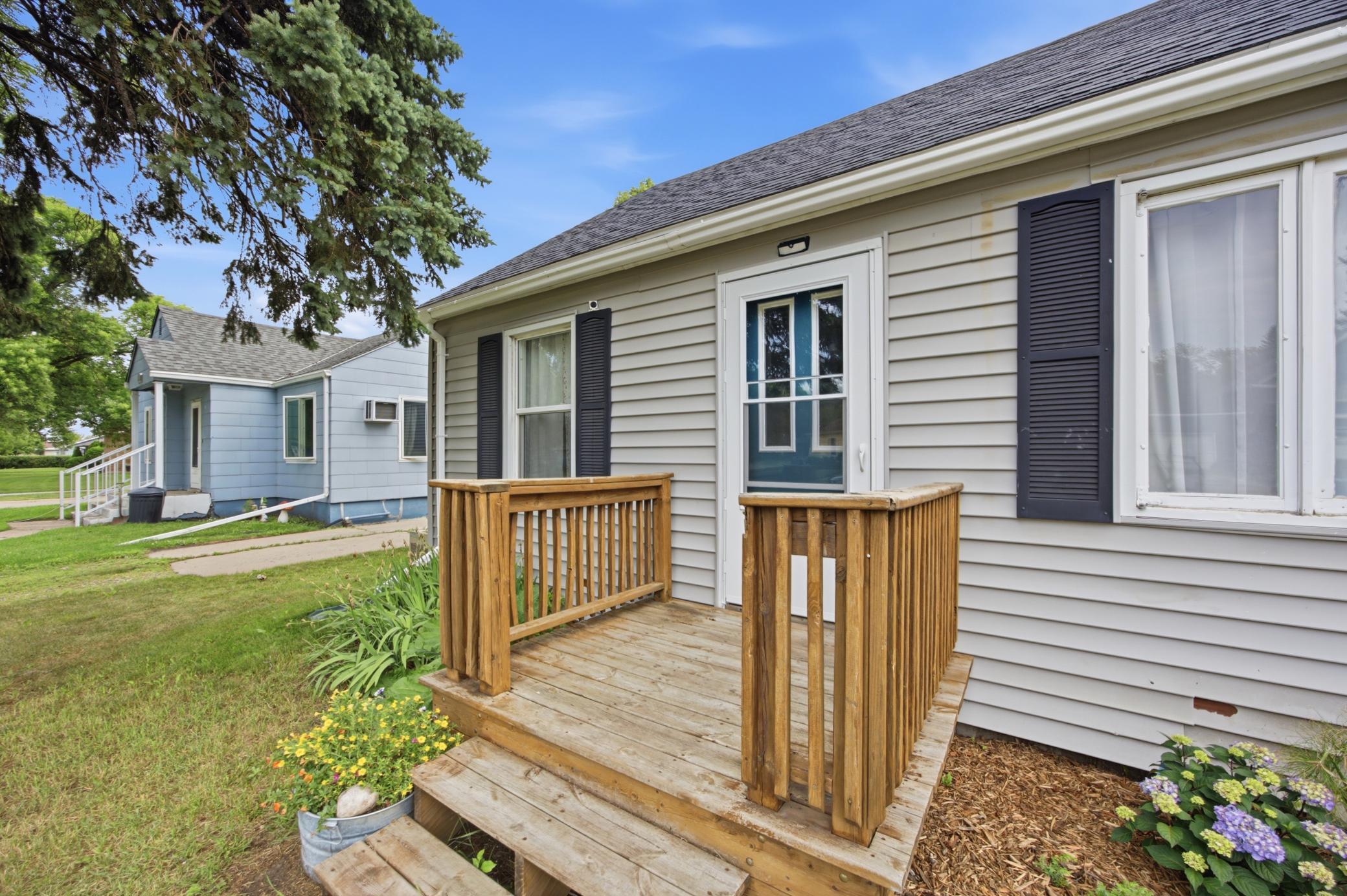 main property photo 3