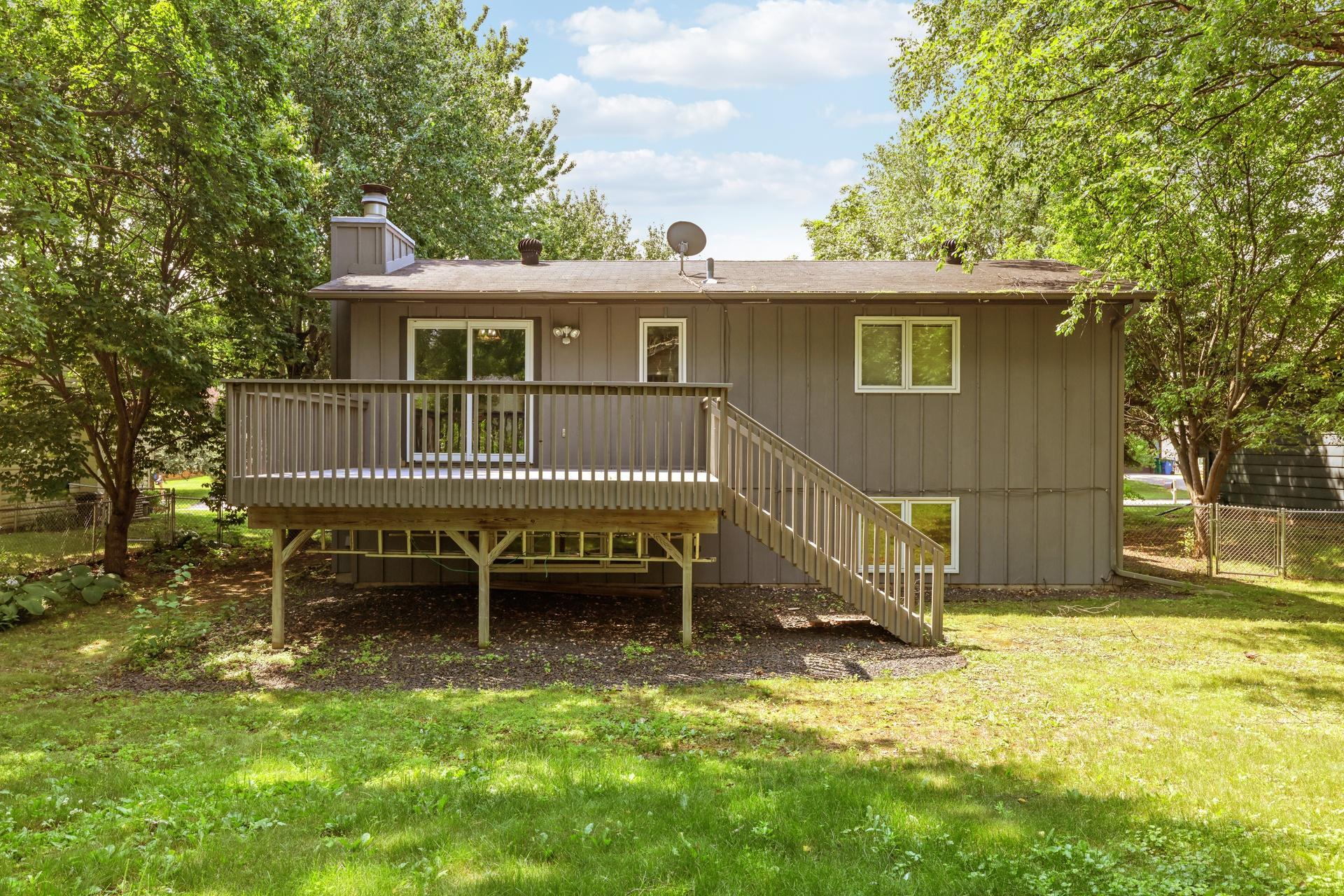 main property photo 8