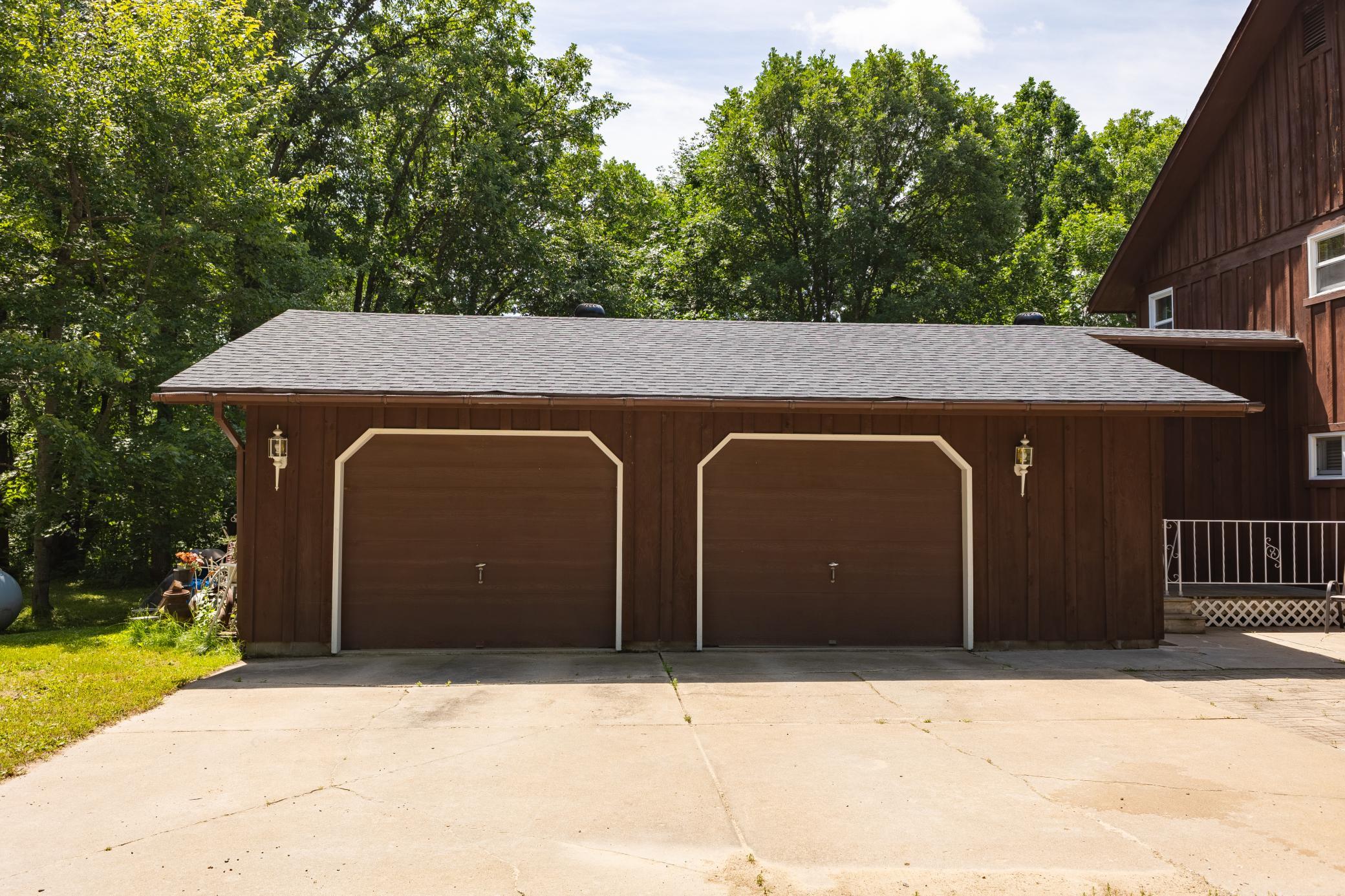 main property photo 58