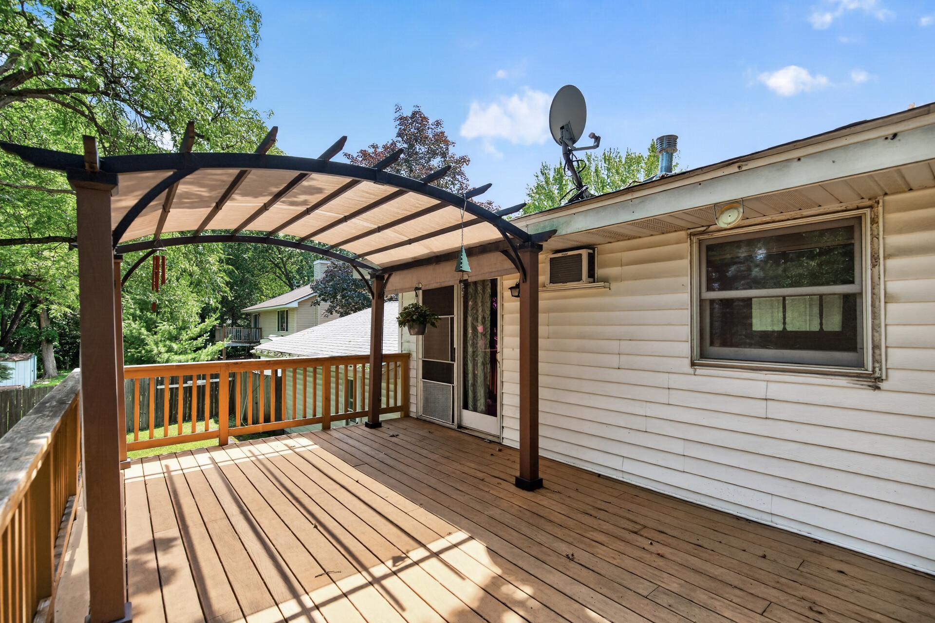 main property photo 30