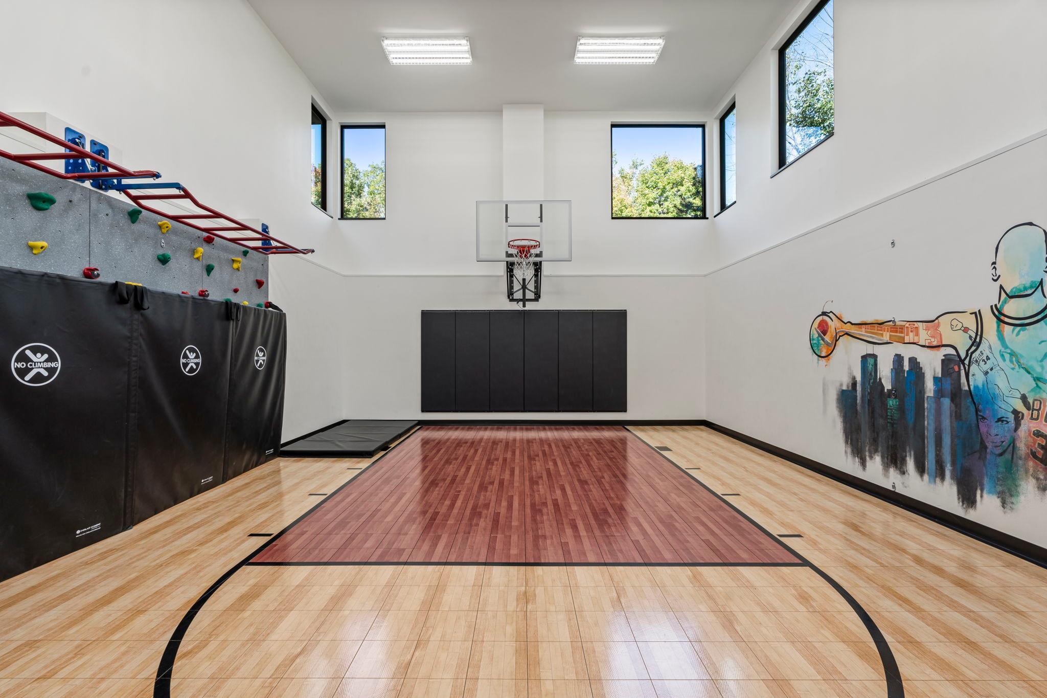 main property photo 49