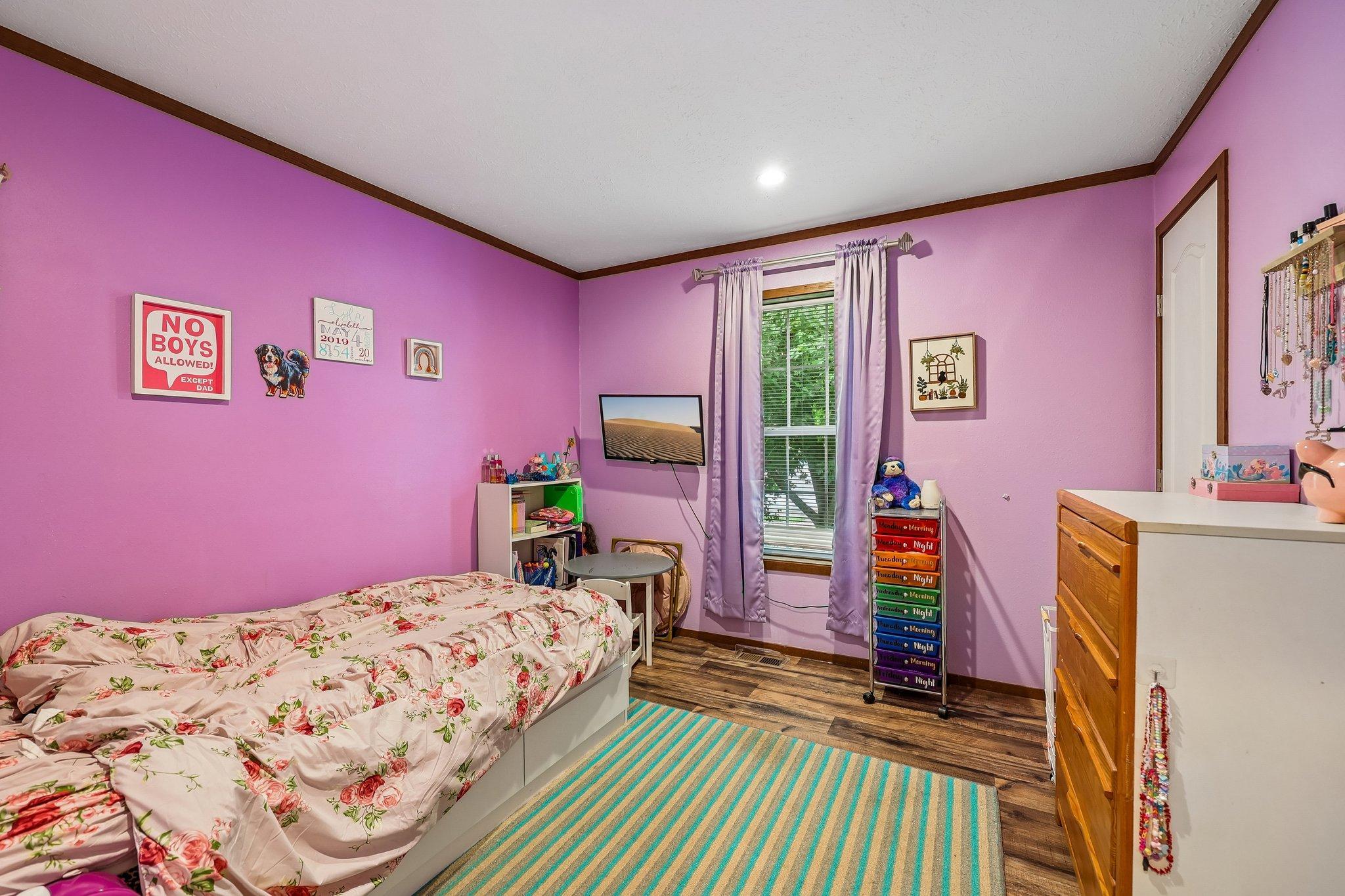 main property photo 27