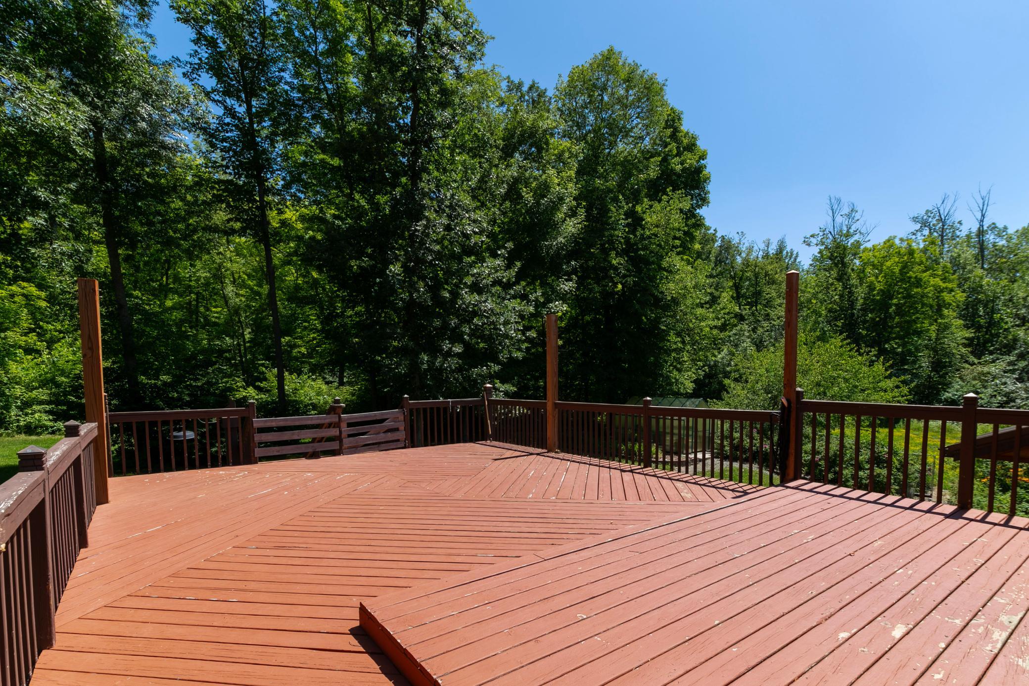 main property photo 45