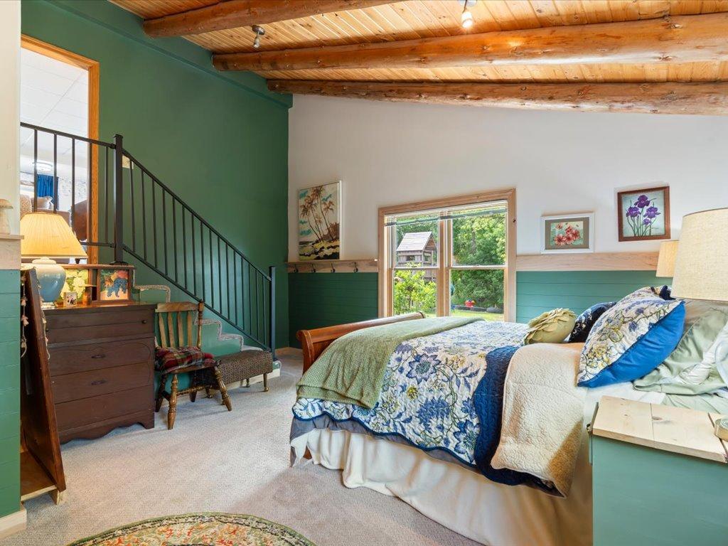 main property photo 25