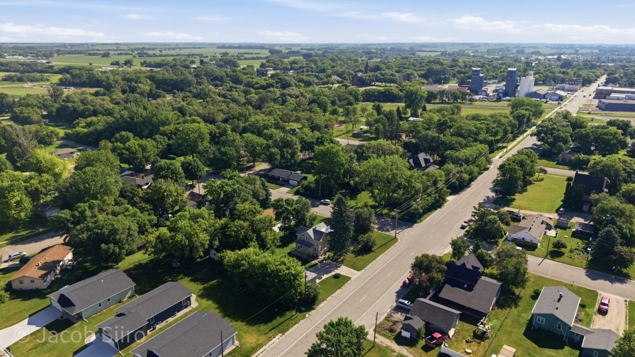 main property photo 33