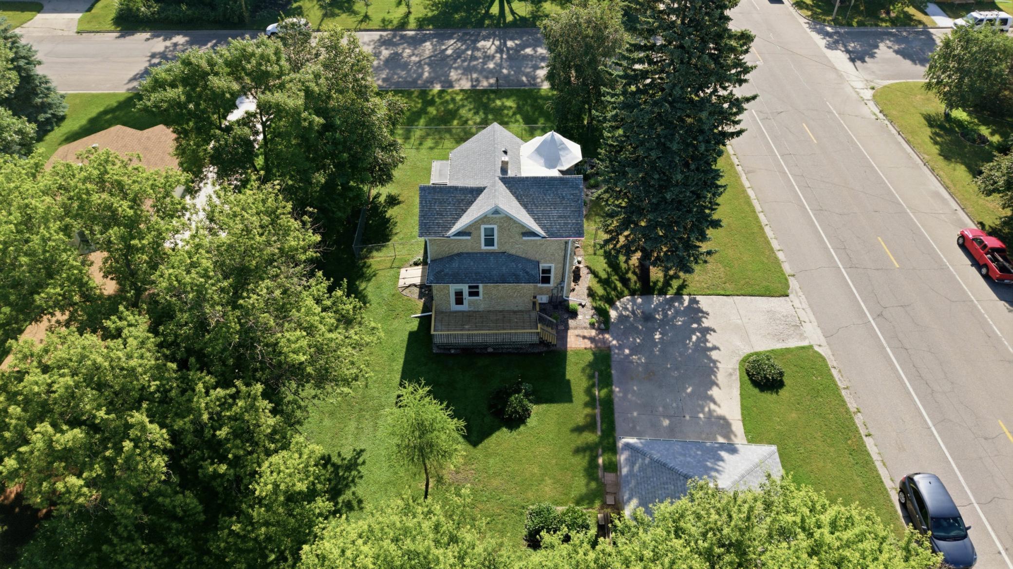 main property photo 35
