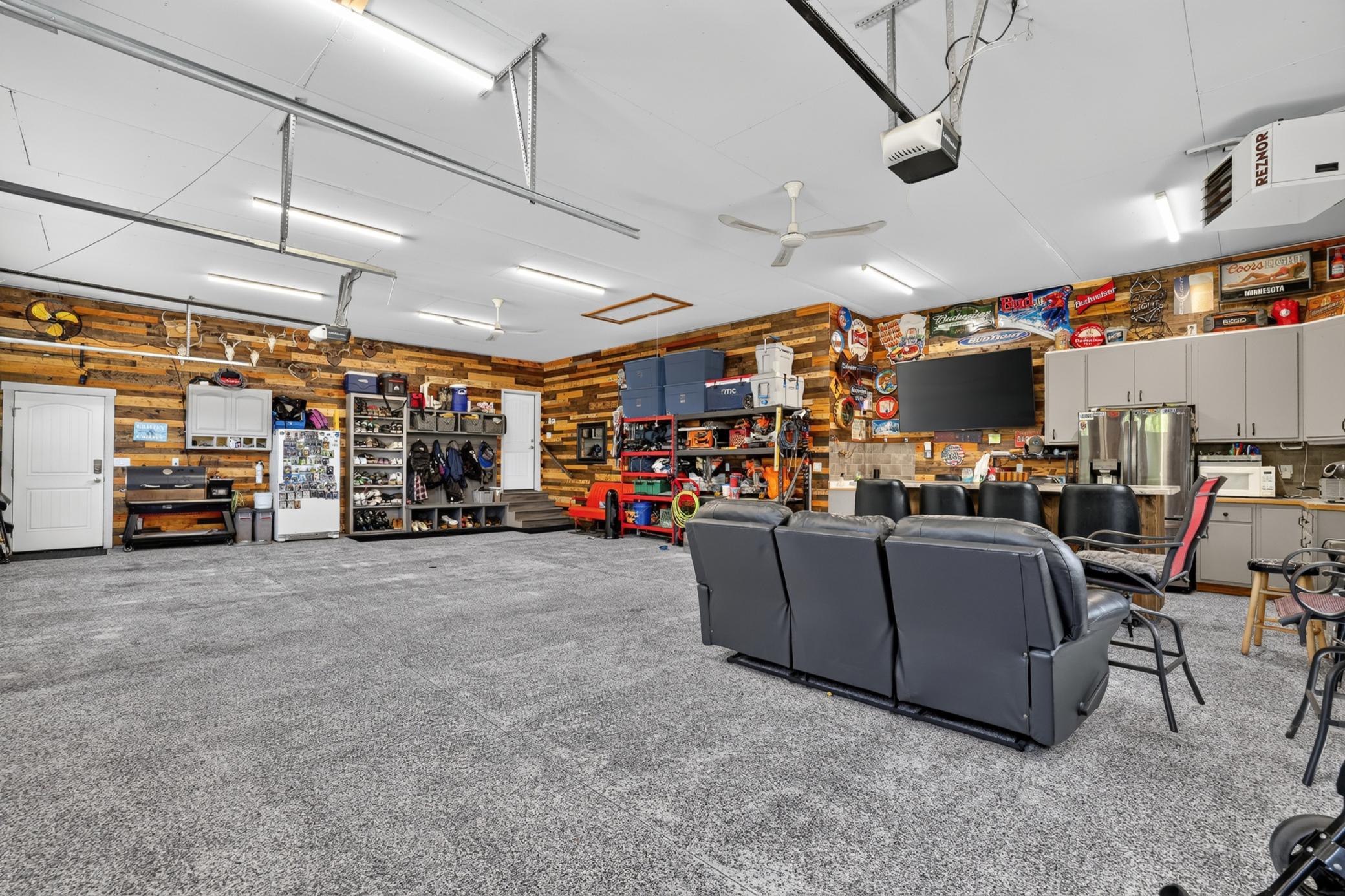 main property photo 76