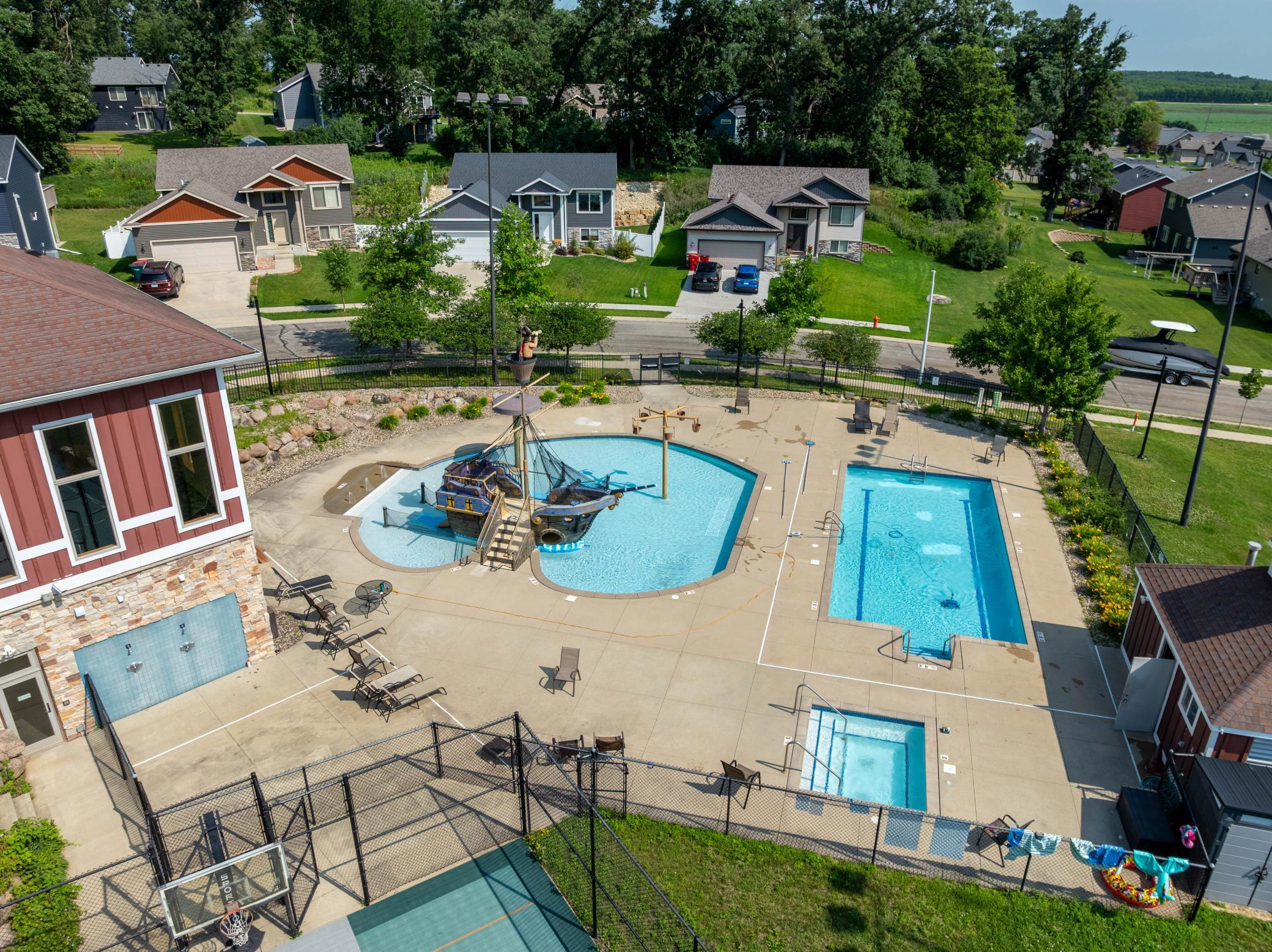 main property photo 95
