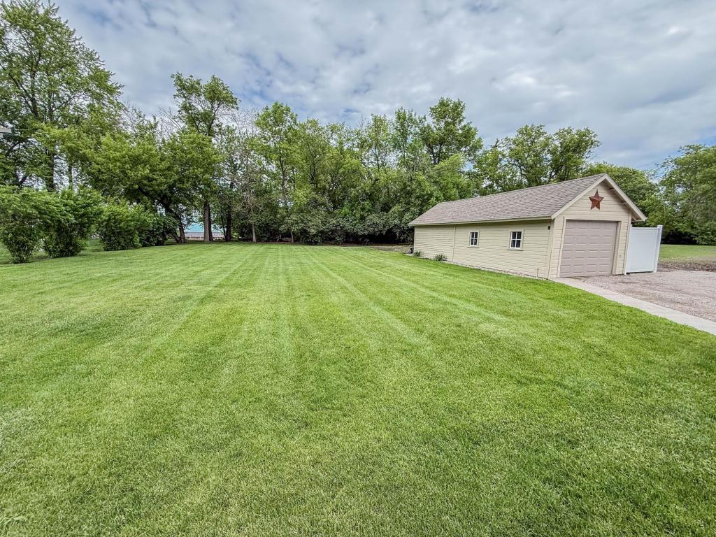 main property photo 47