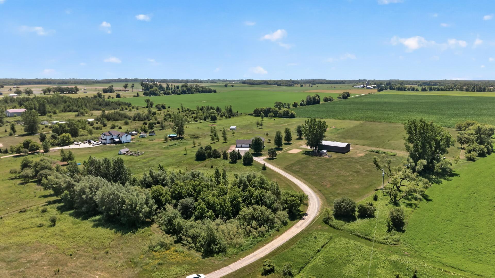 main property photo 26