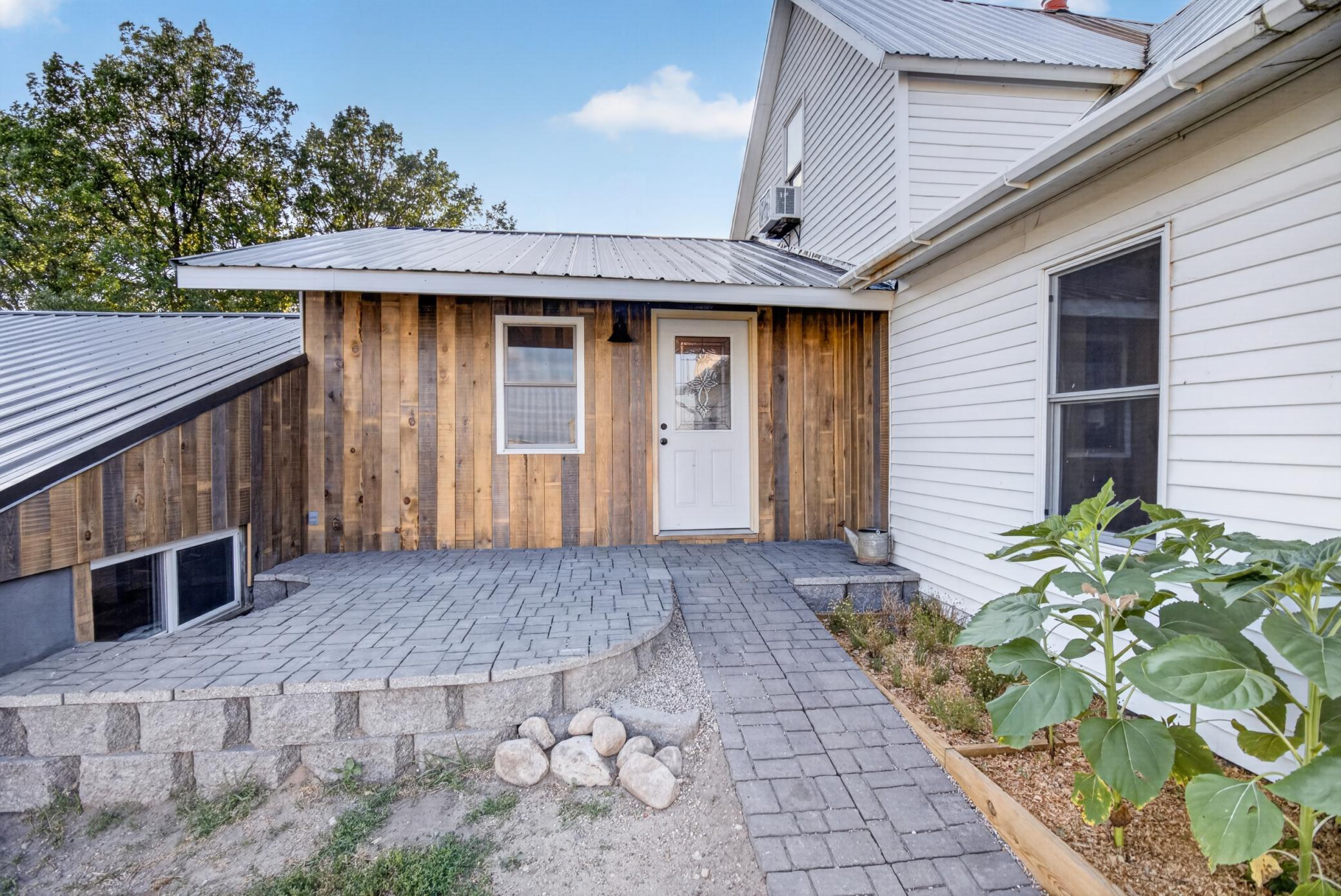 main property photo 49