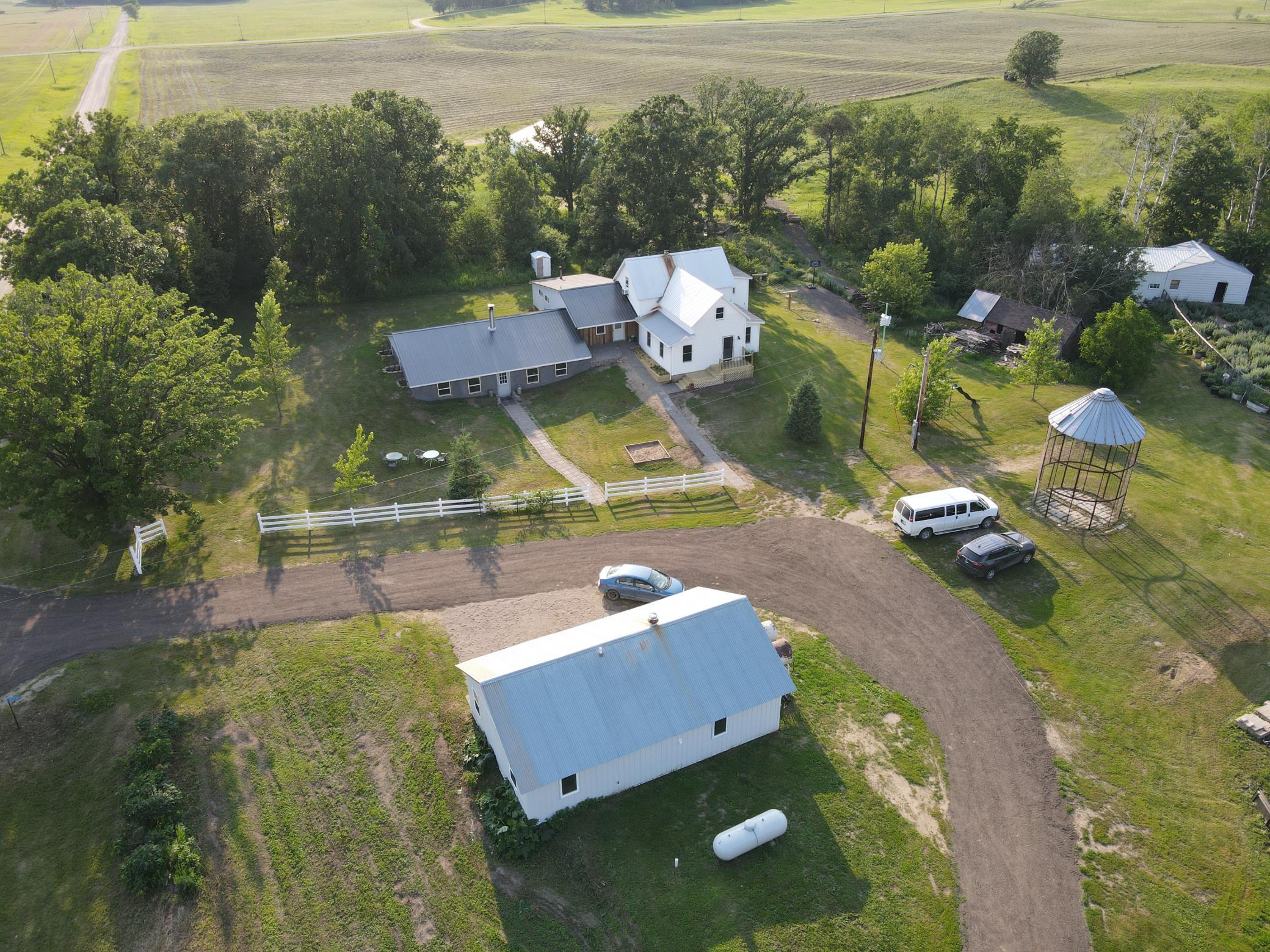 main property photo 59
