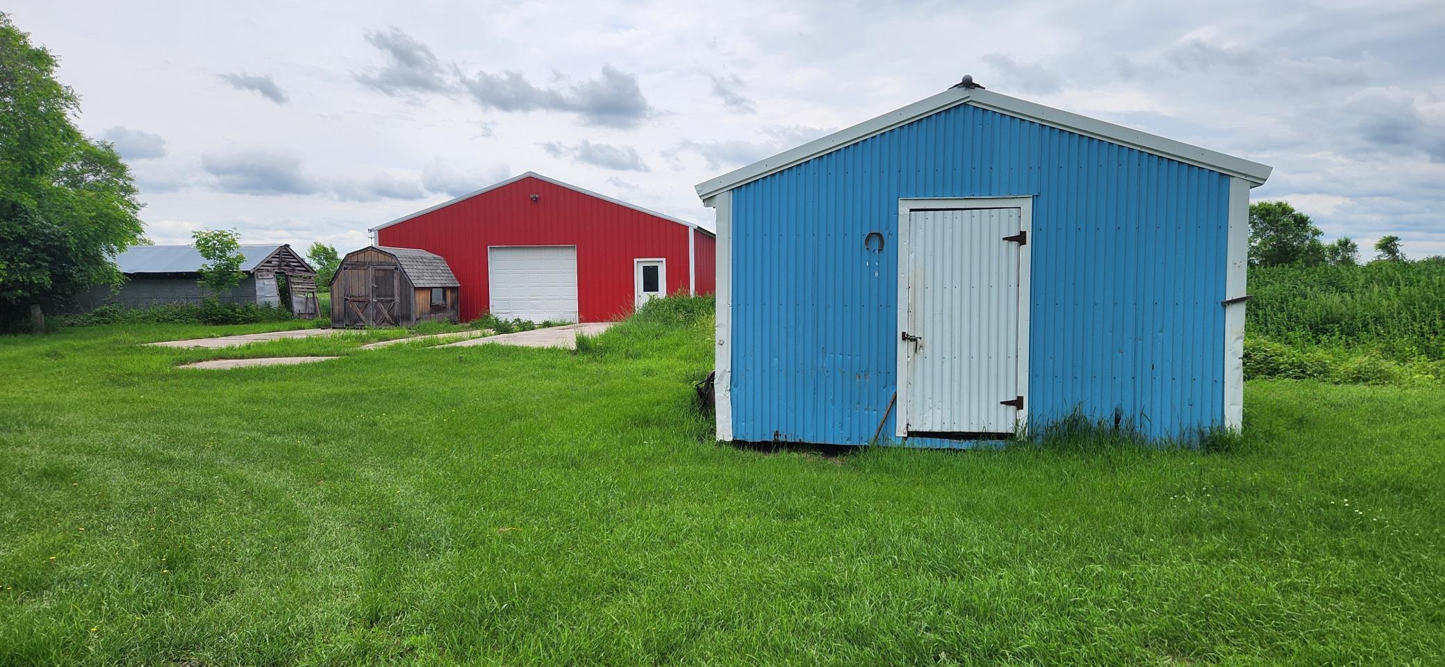 main property photo 39