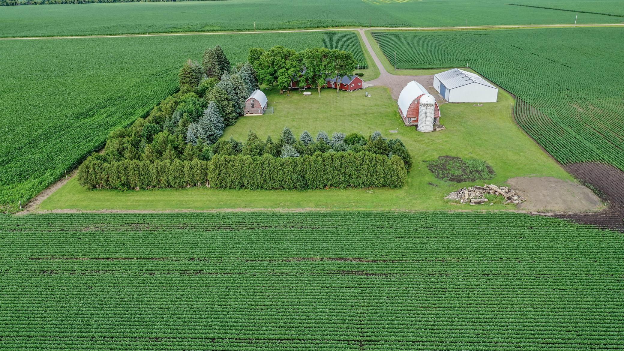 main property photo 81