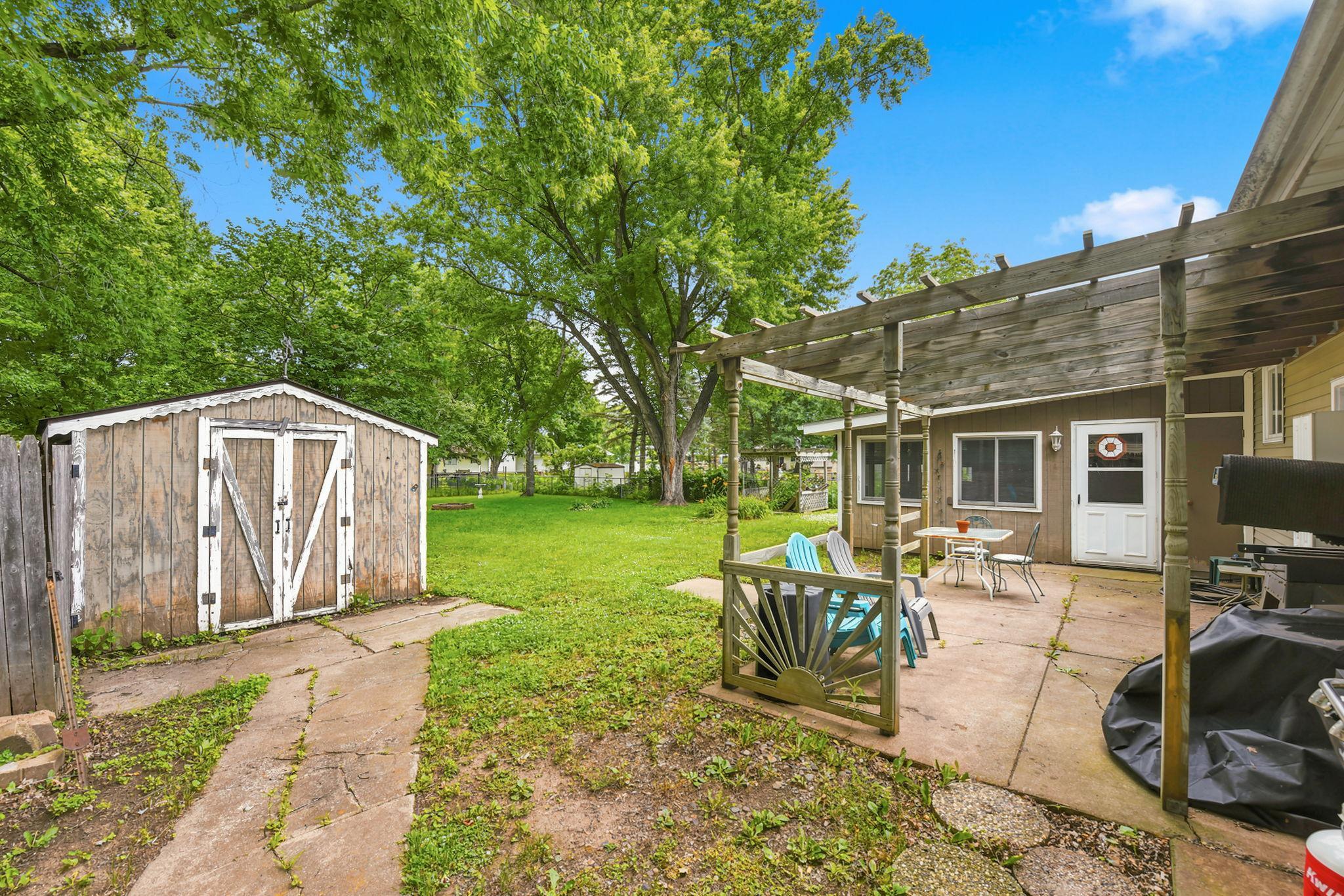 main property photo 24