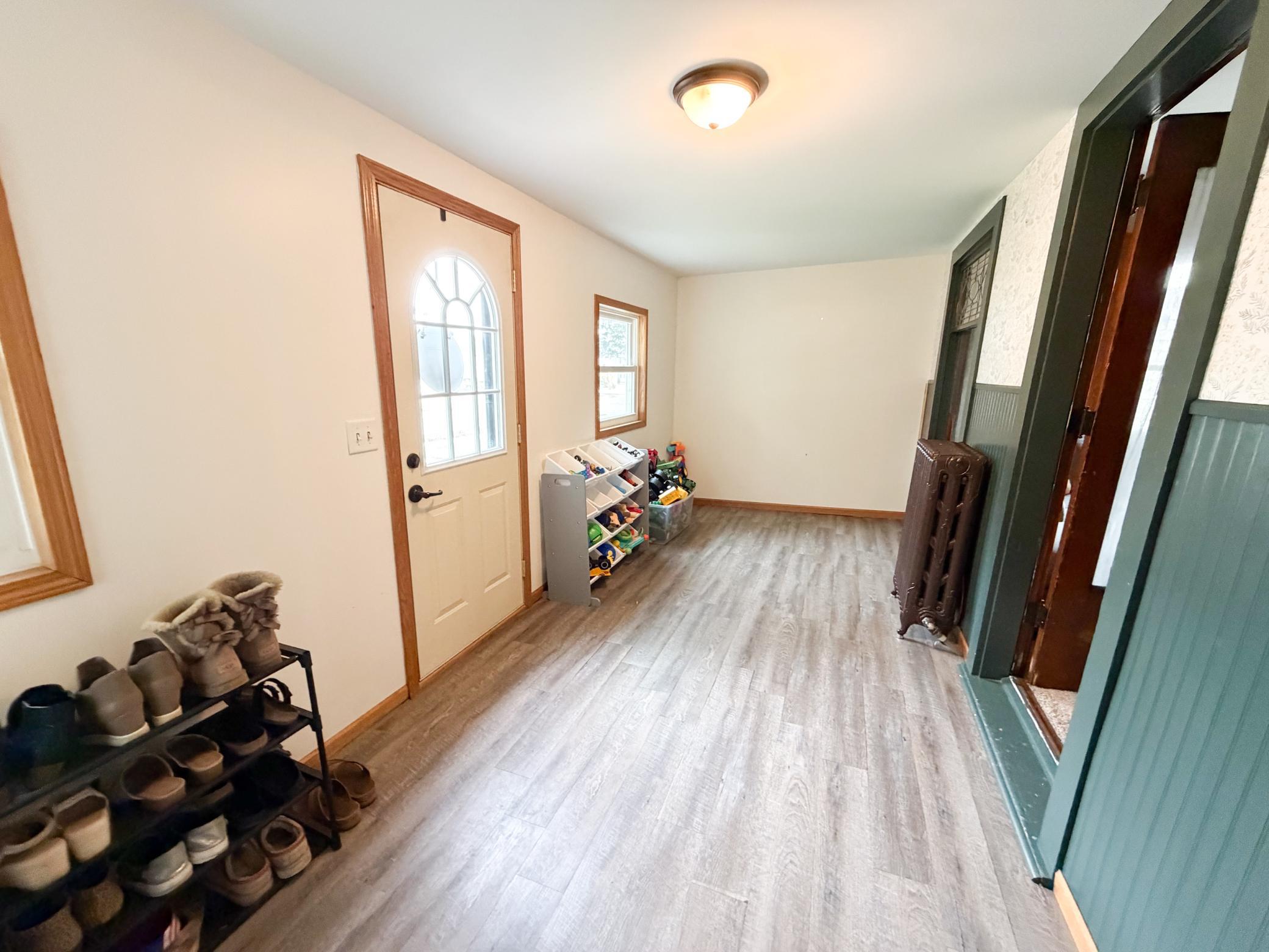 main property photo 5
