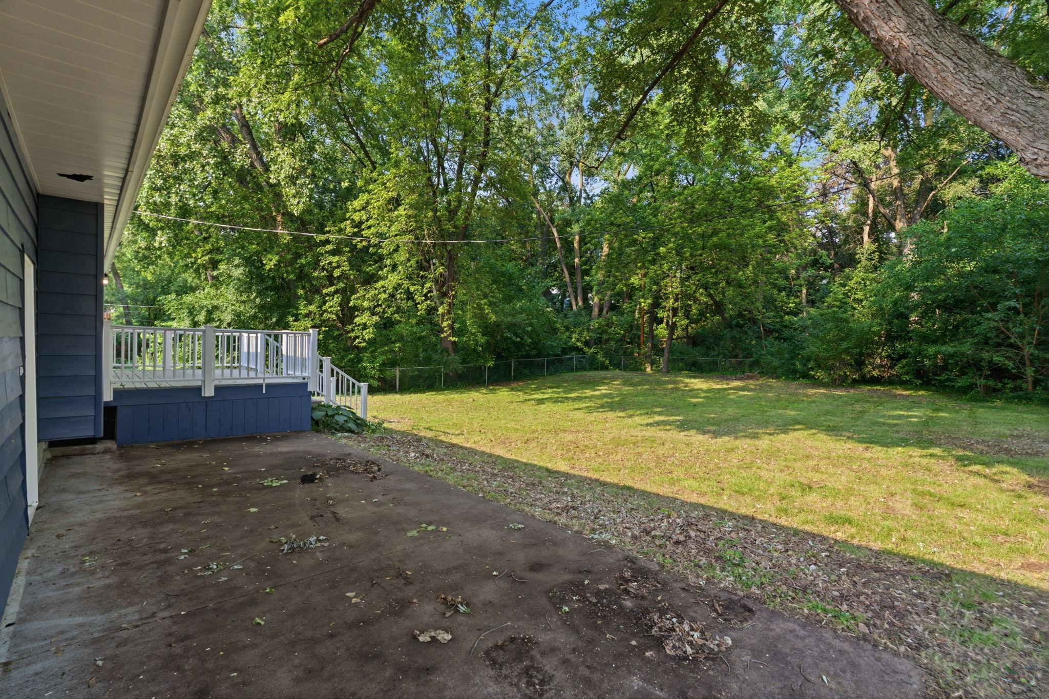 main property photo 45