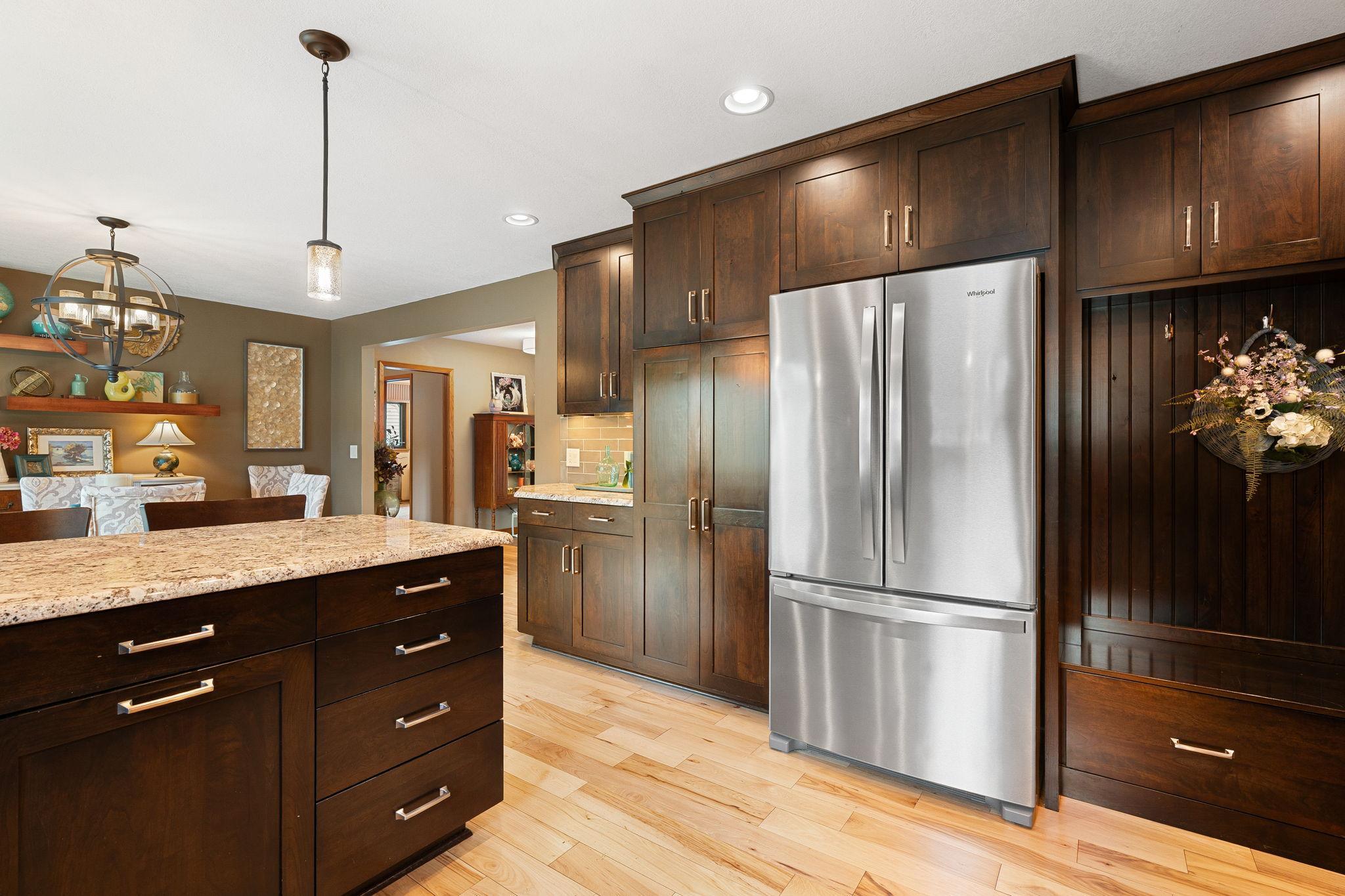 main property photo 50
