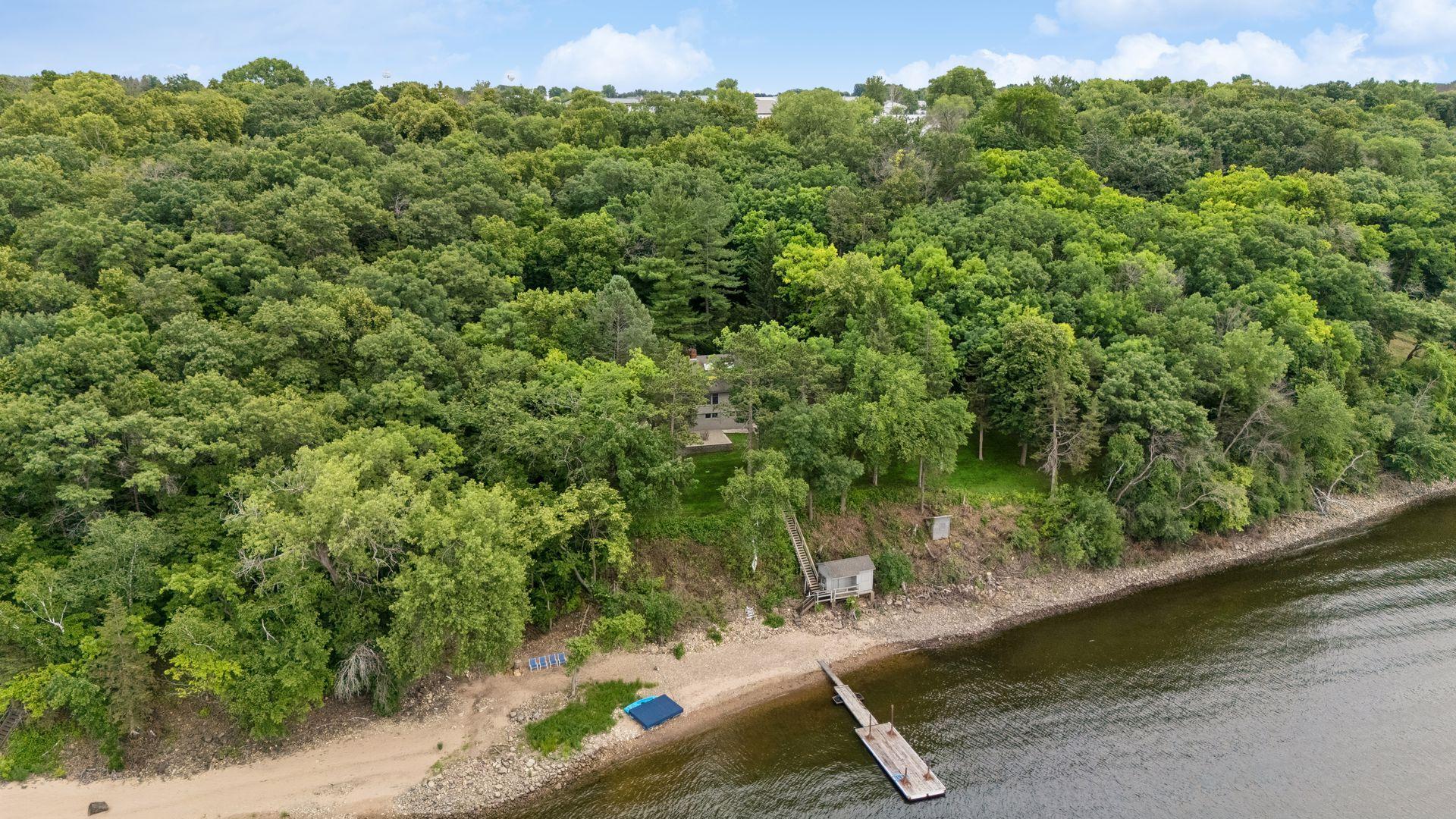 main property photo 49