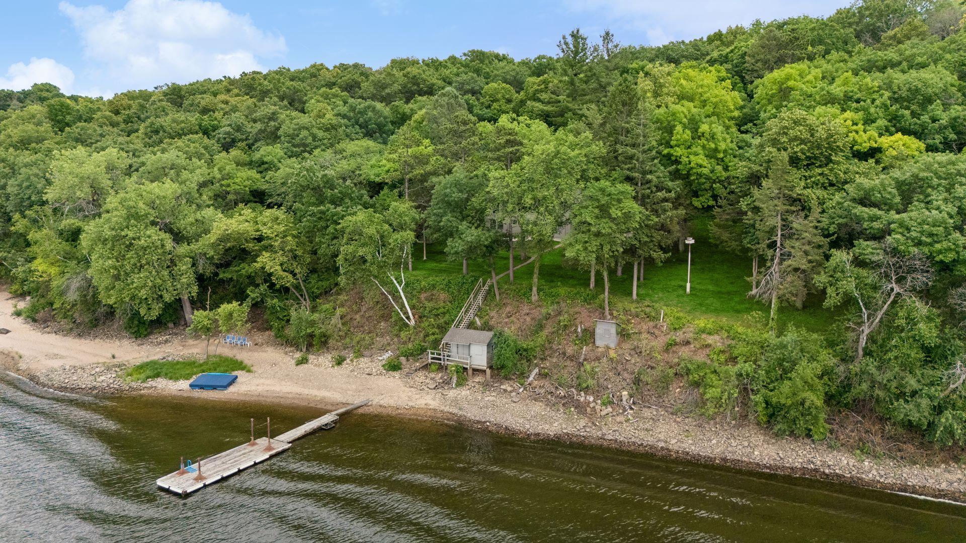 main property photo 50