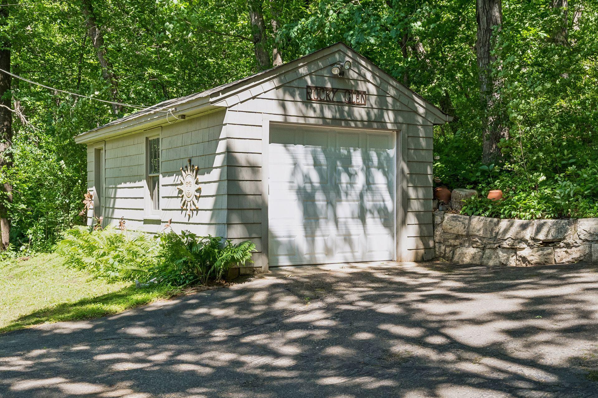 main property photo 57