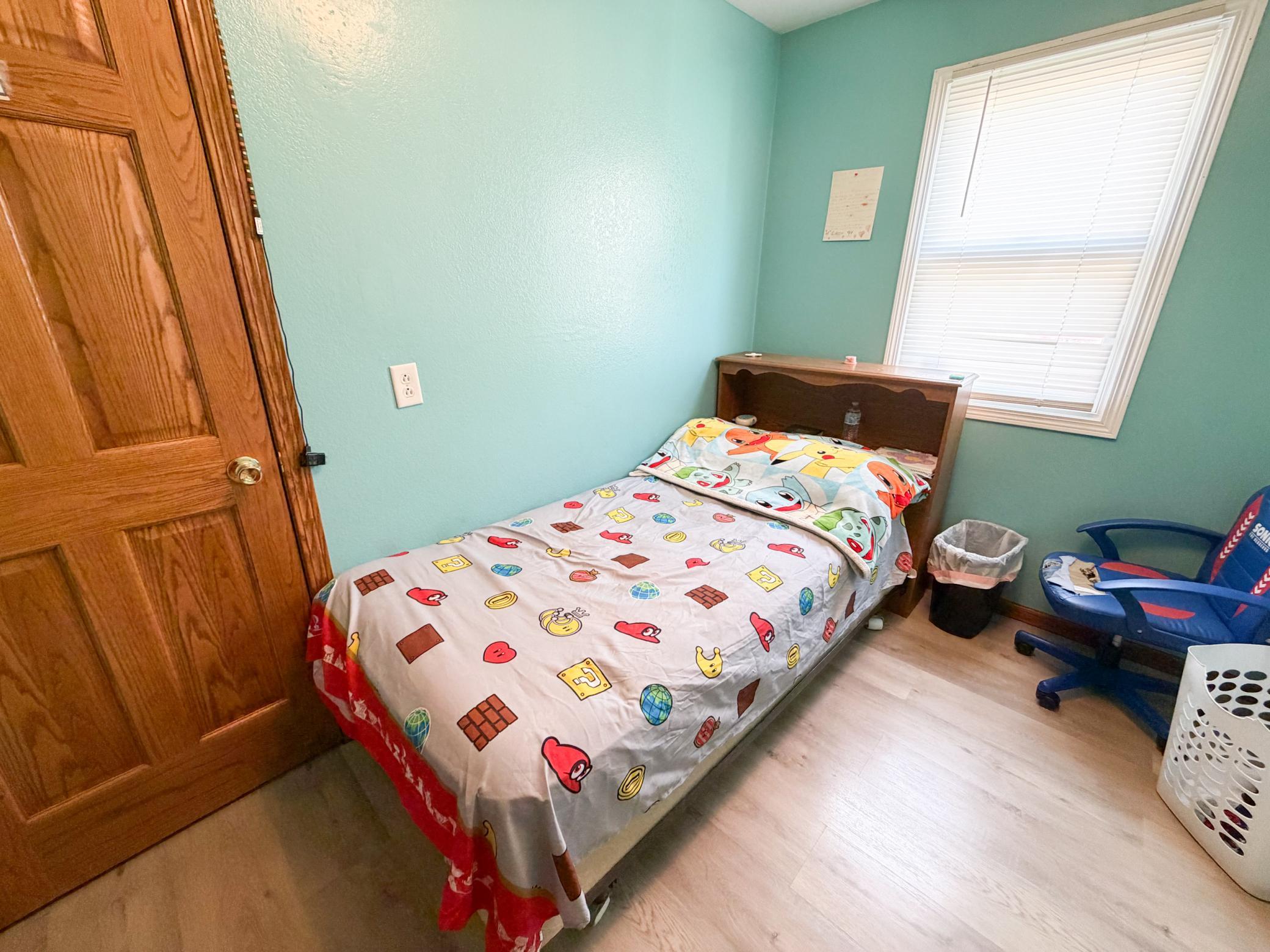 main property photo 15