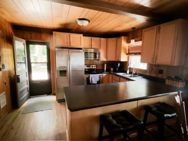 main property photo 16