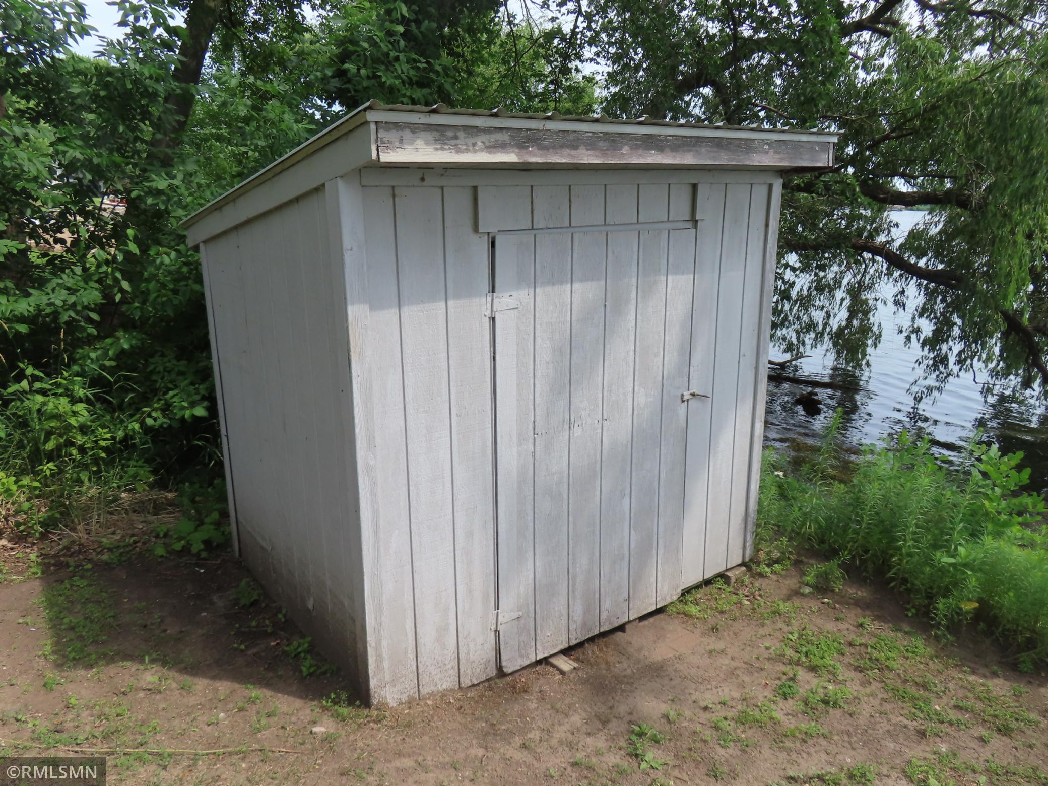 main property photo 43