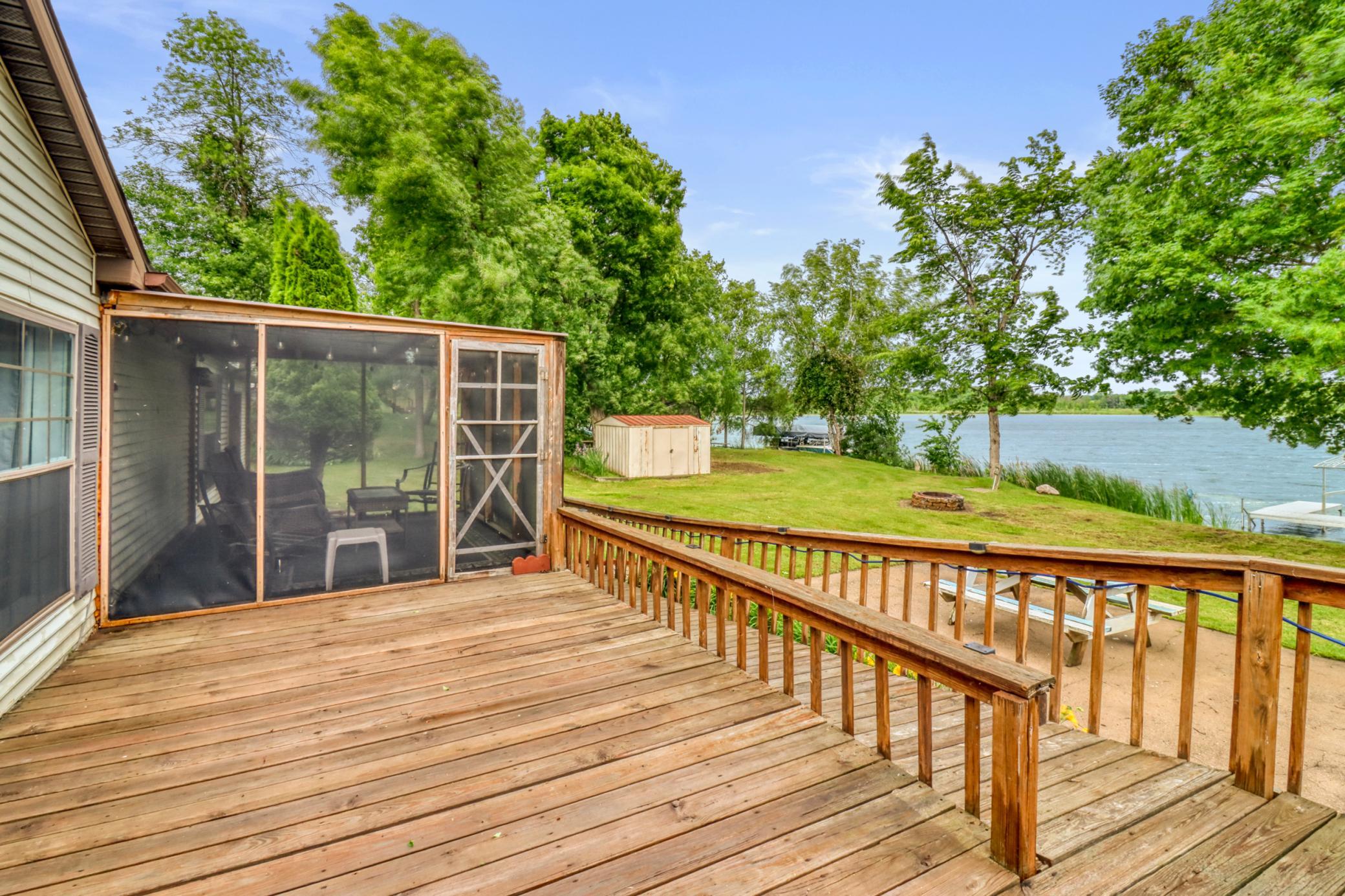 main property photo 28