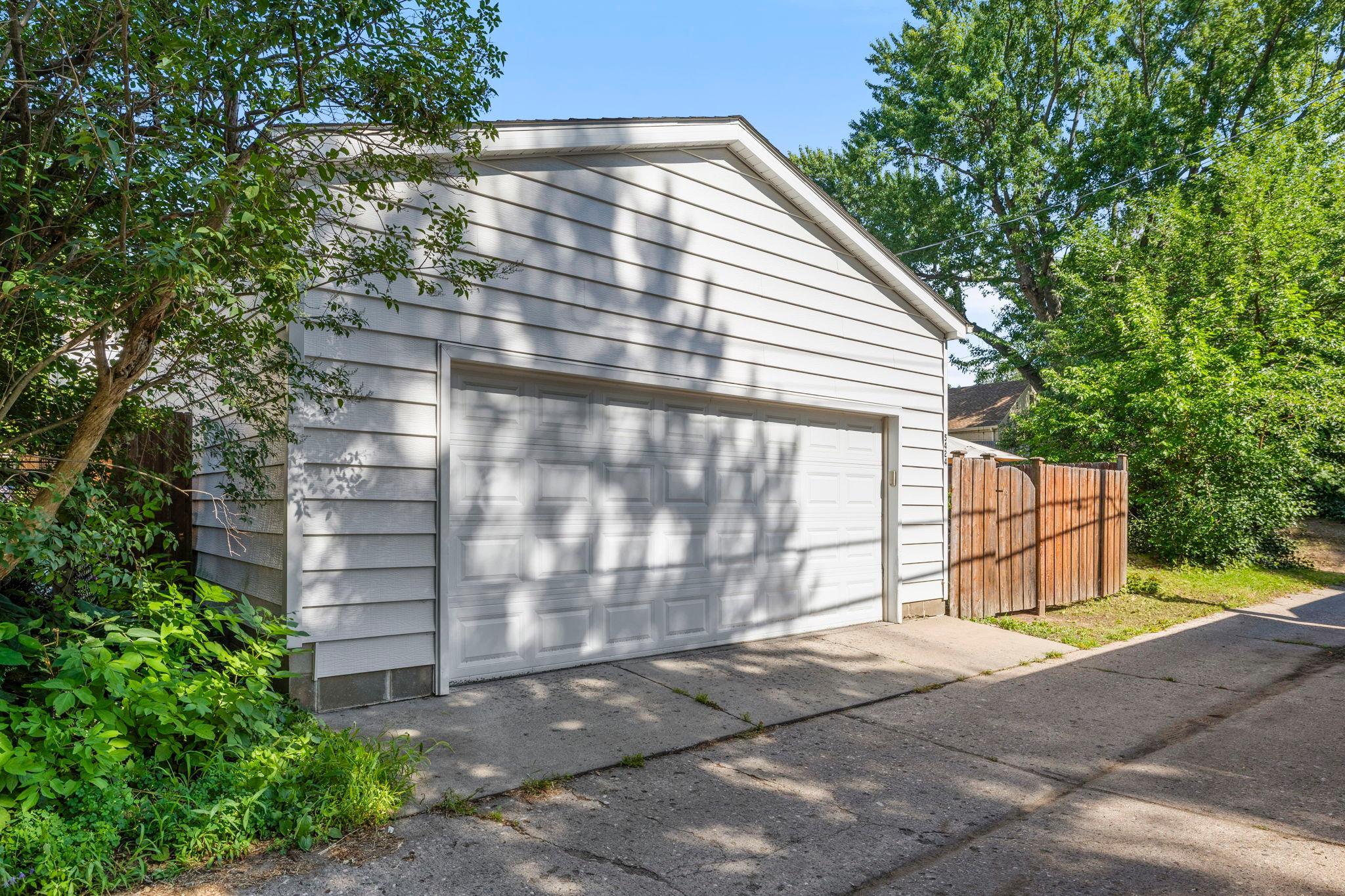 main property photo 63