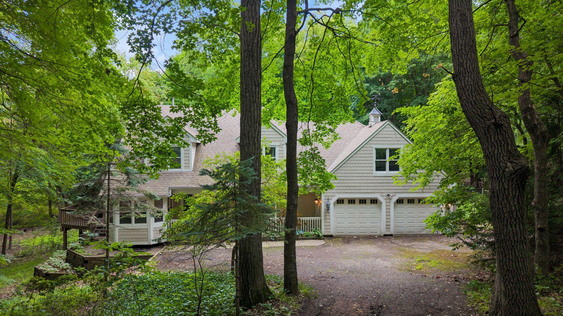 main property photo 43