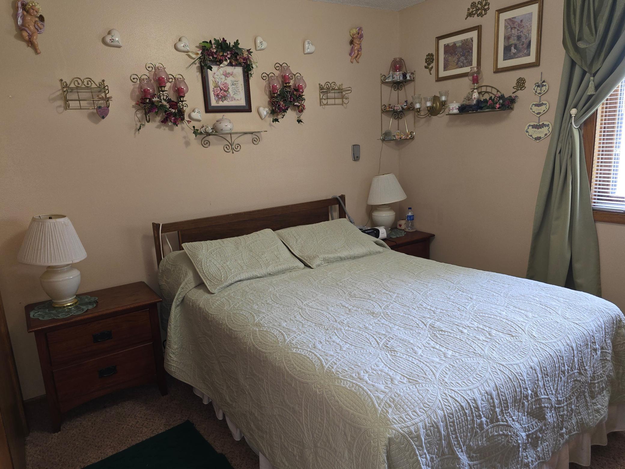 main property photo 24