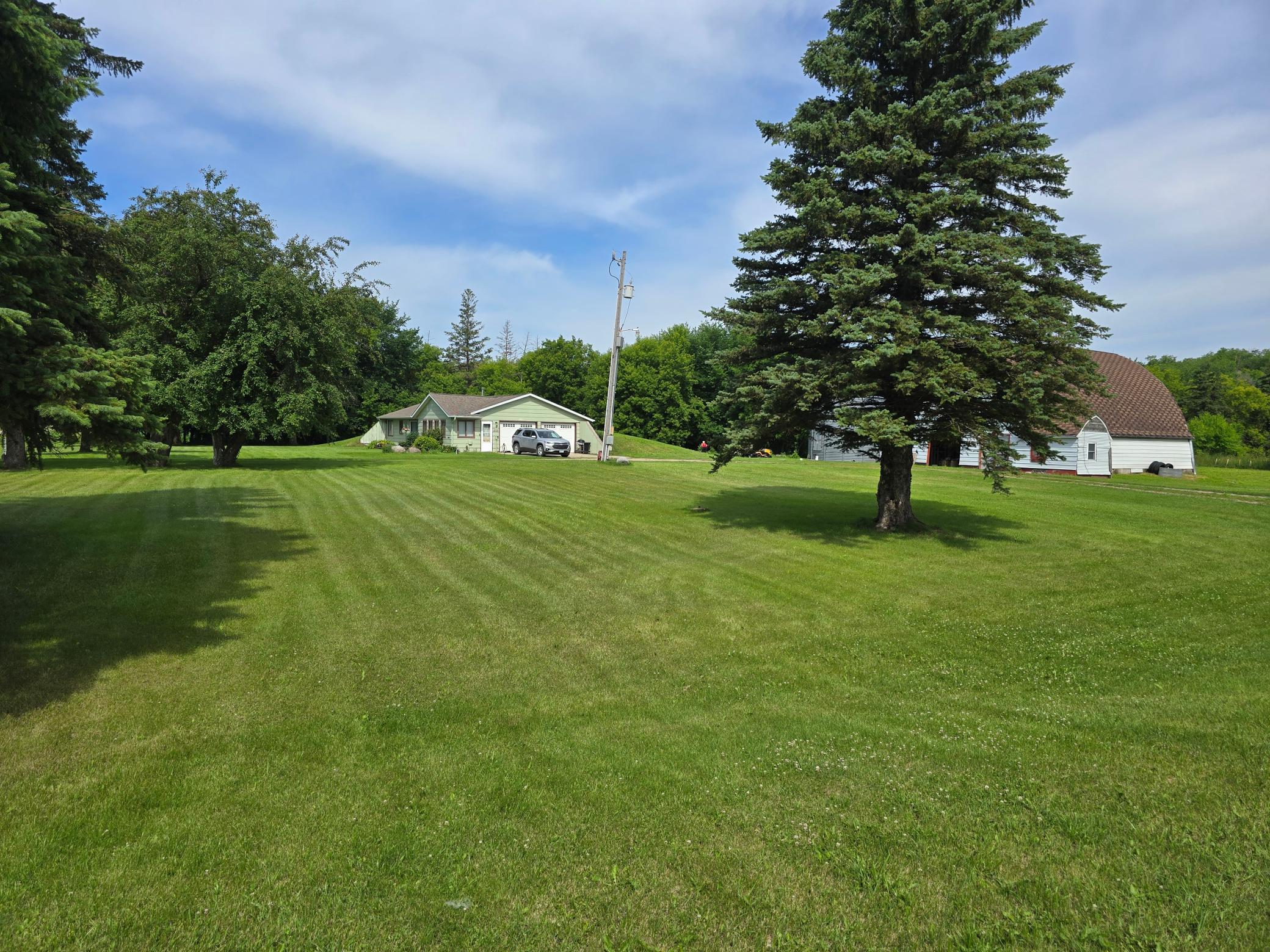 main property photo 9