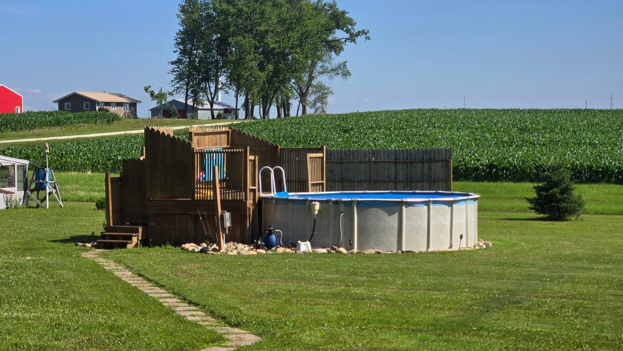 main property photo 14