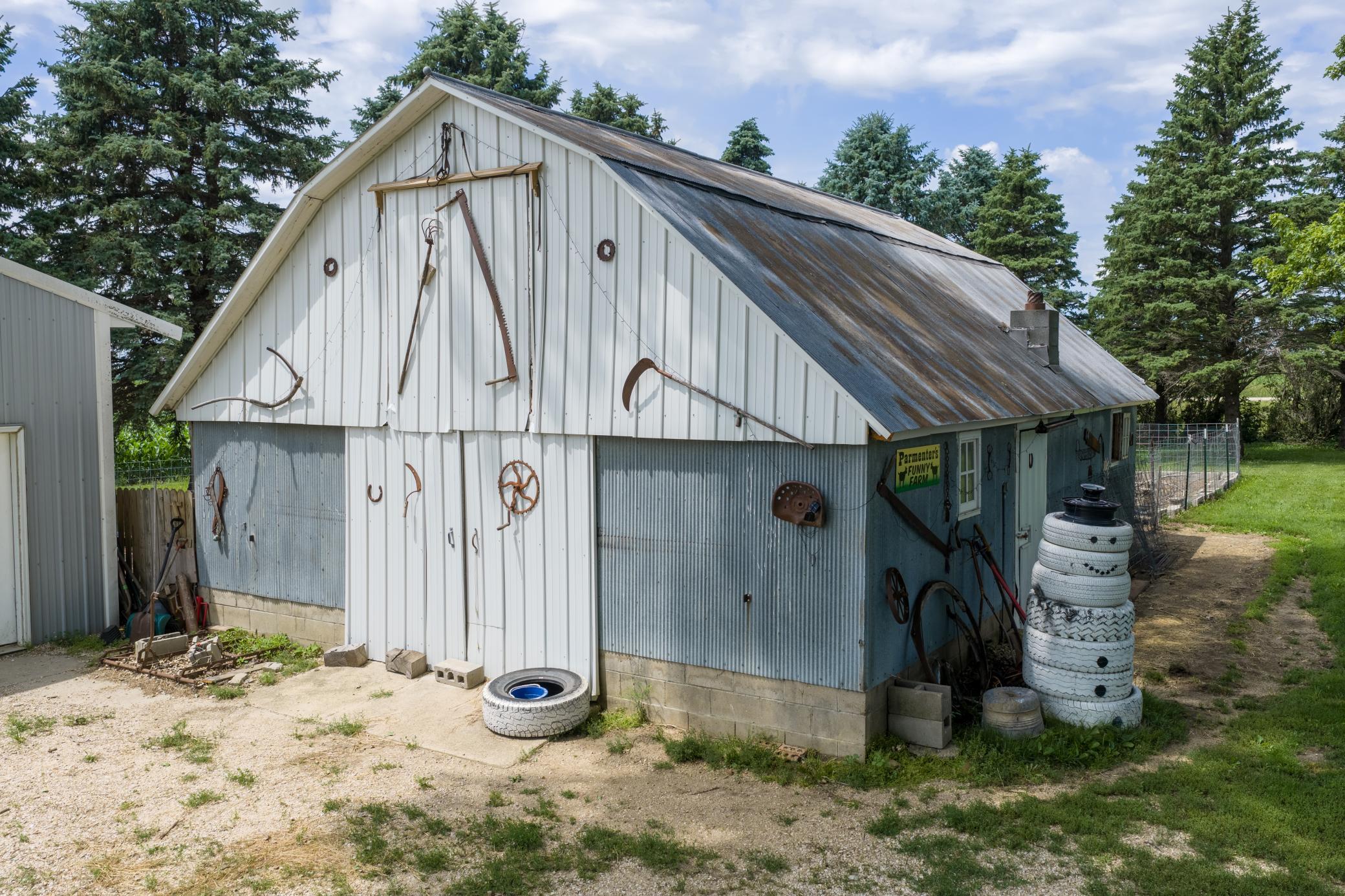 main property photo 35