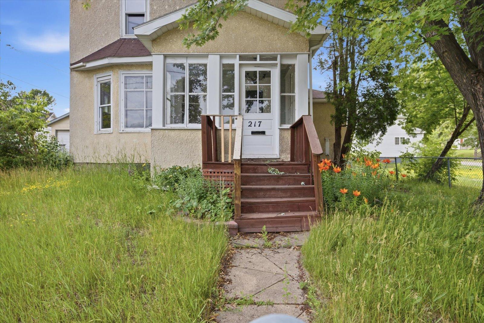 main property photo 43