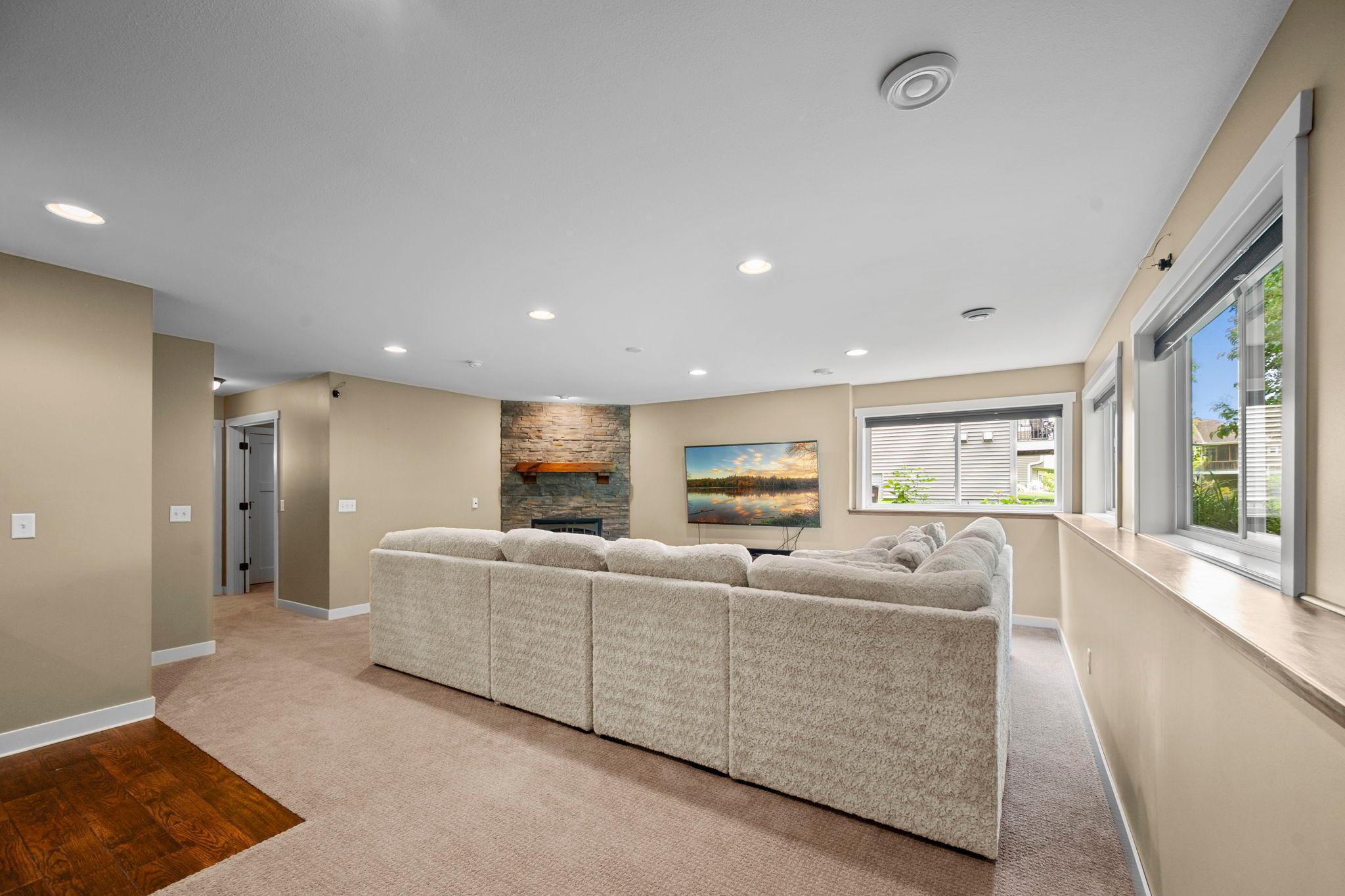 main property photo 79
