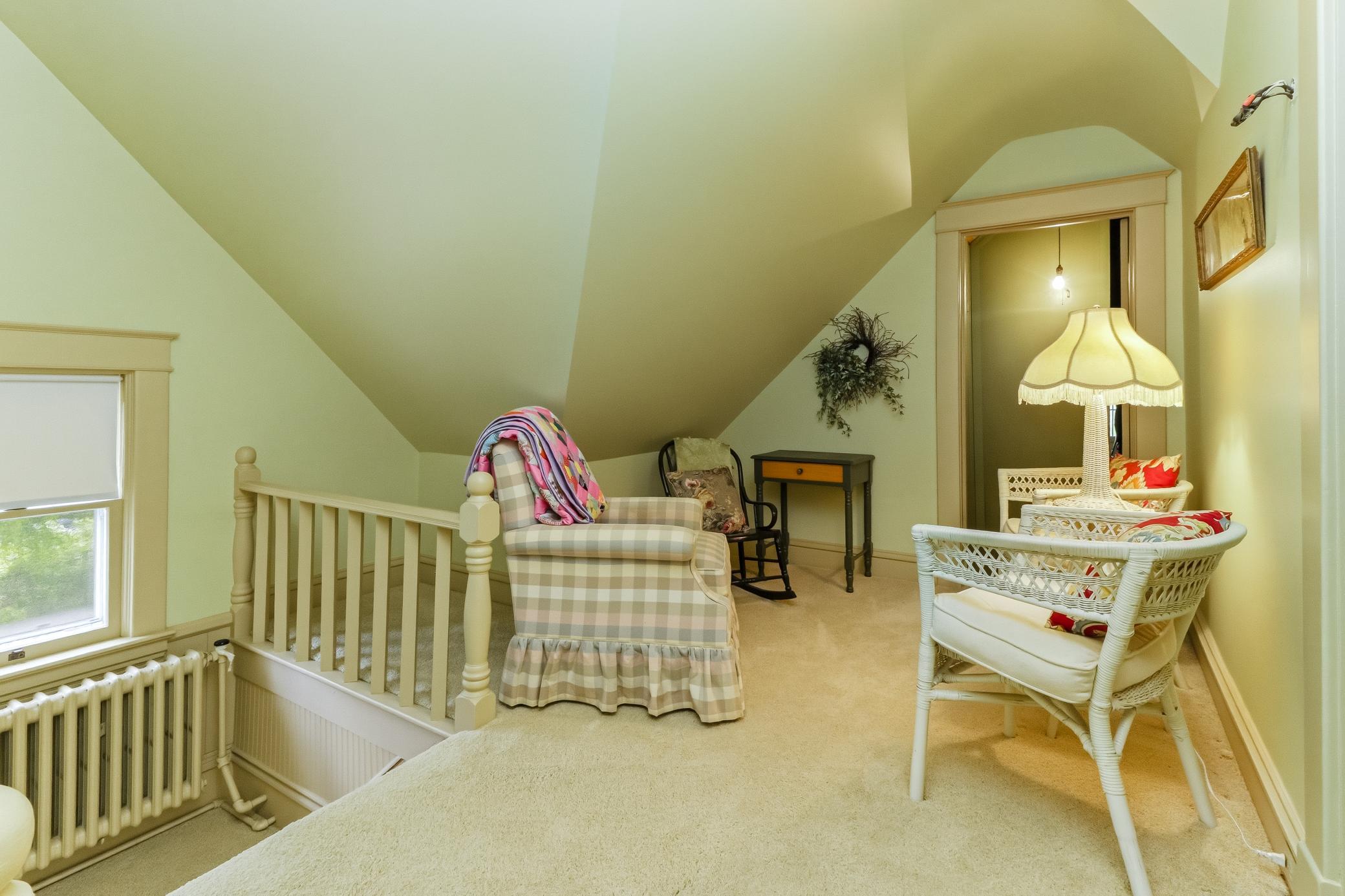 main property photo 92