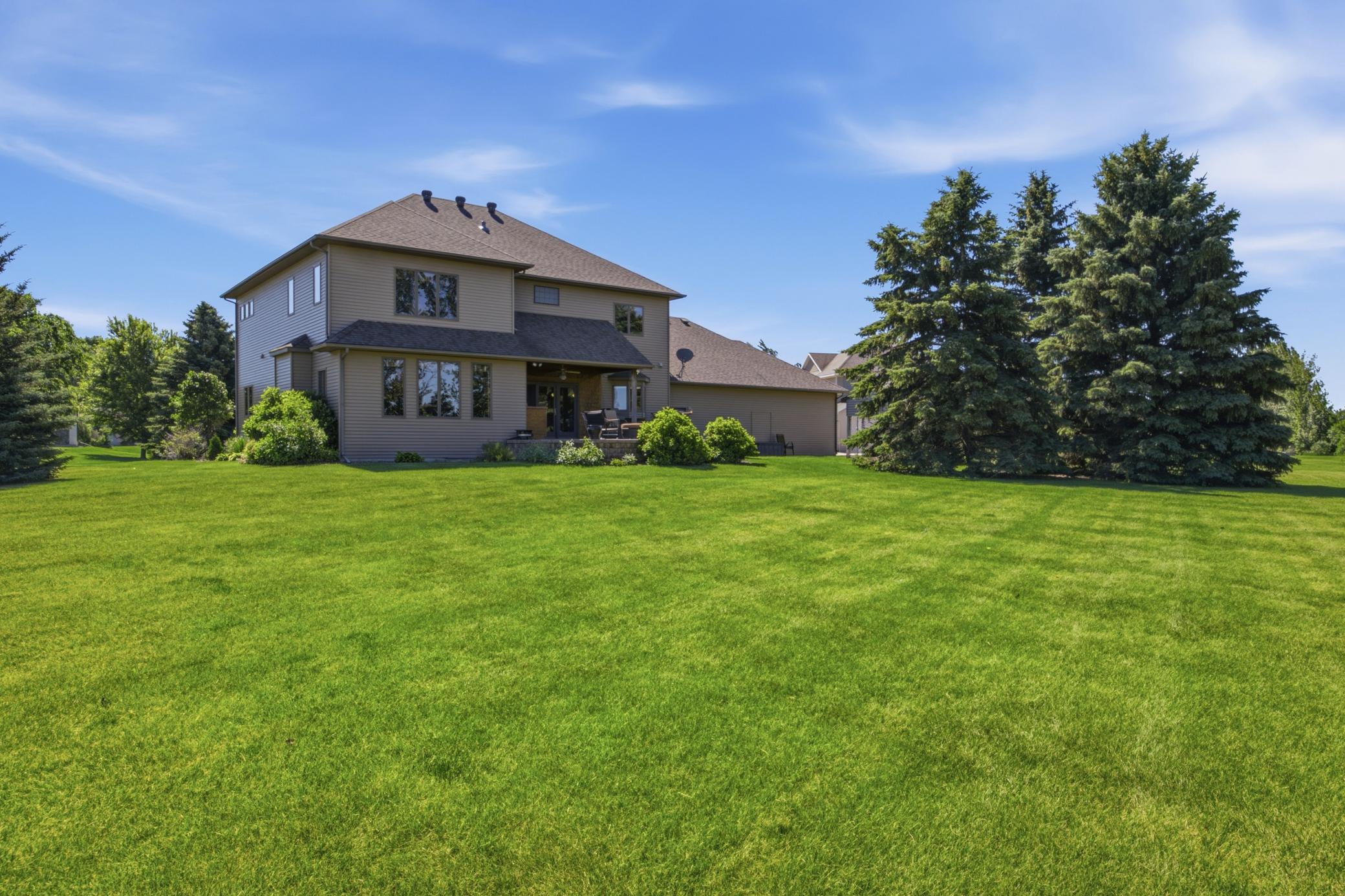 main property photo 25