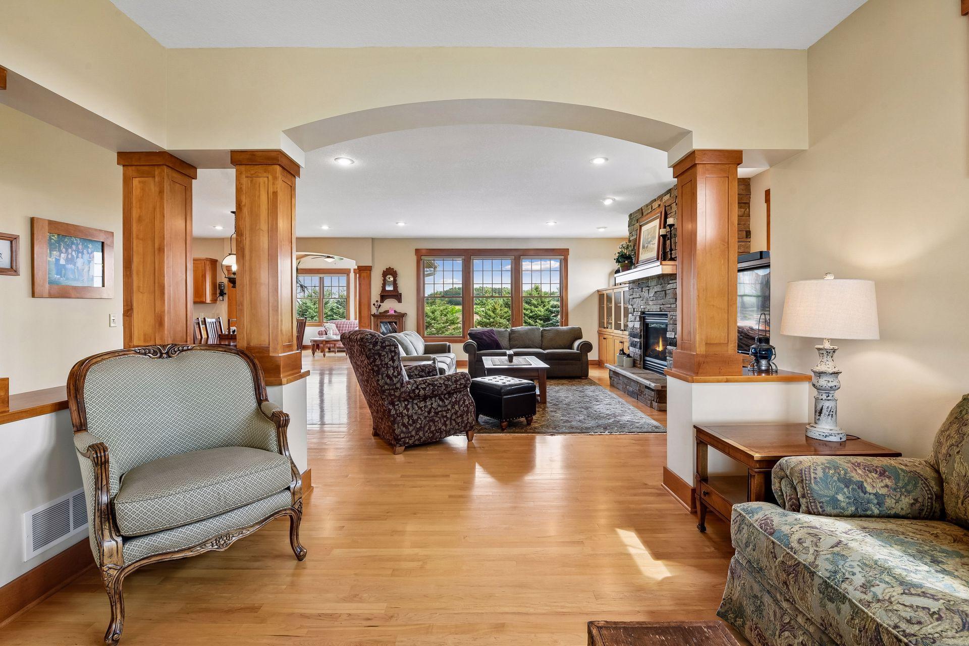 main property photo 13