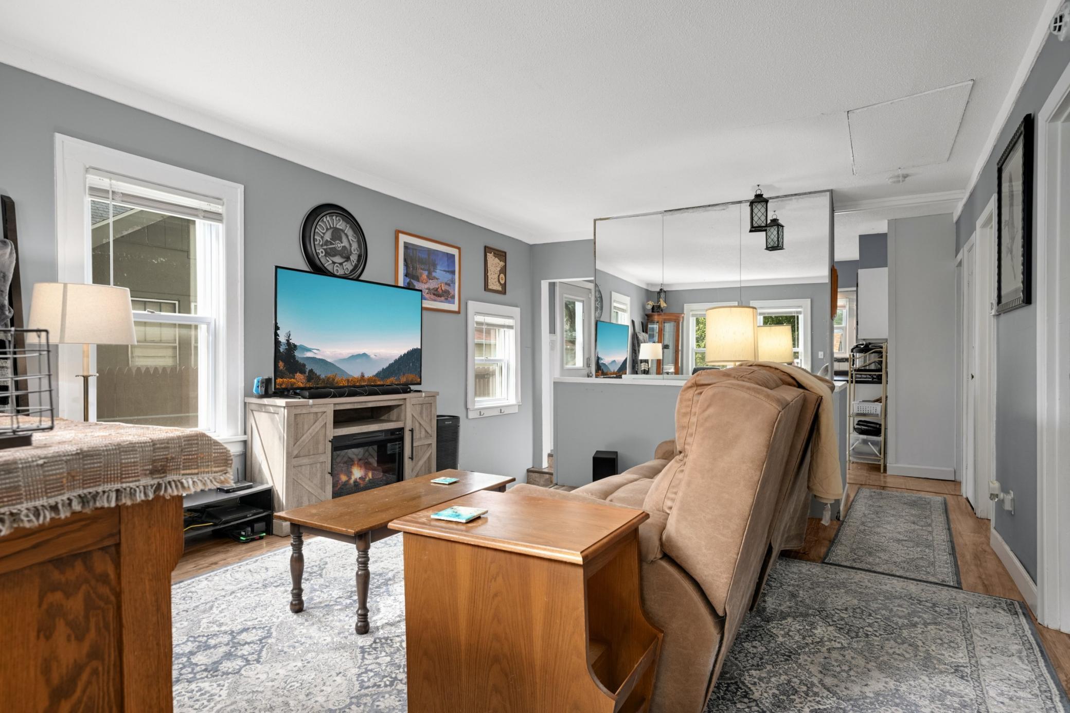 main property photo 5
