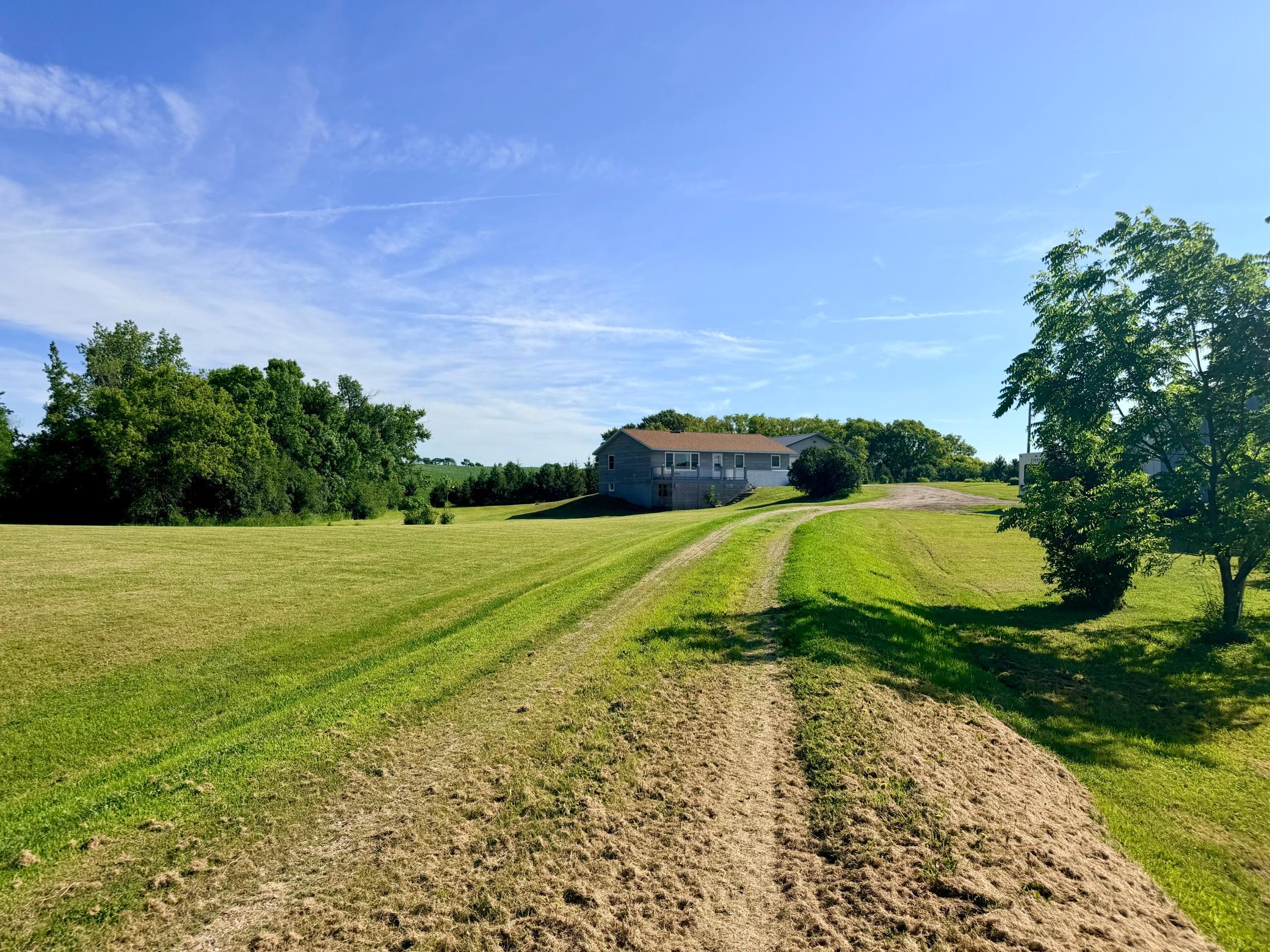 main property photo 41