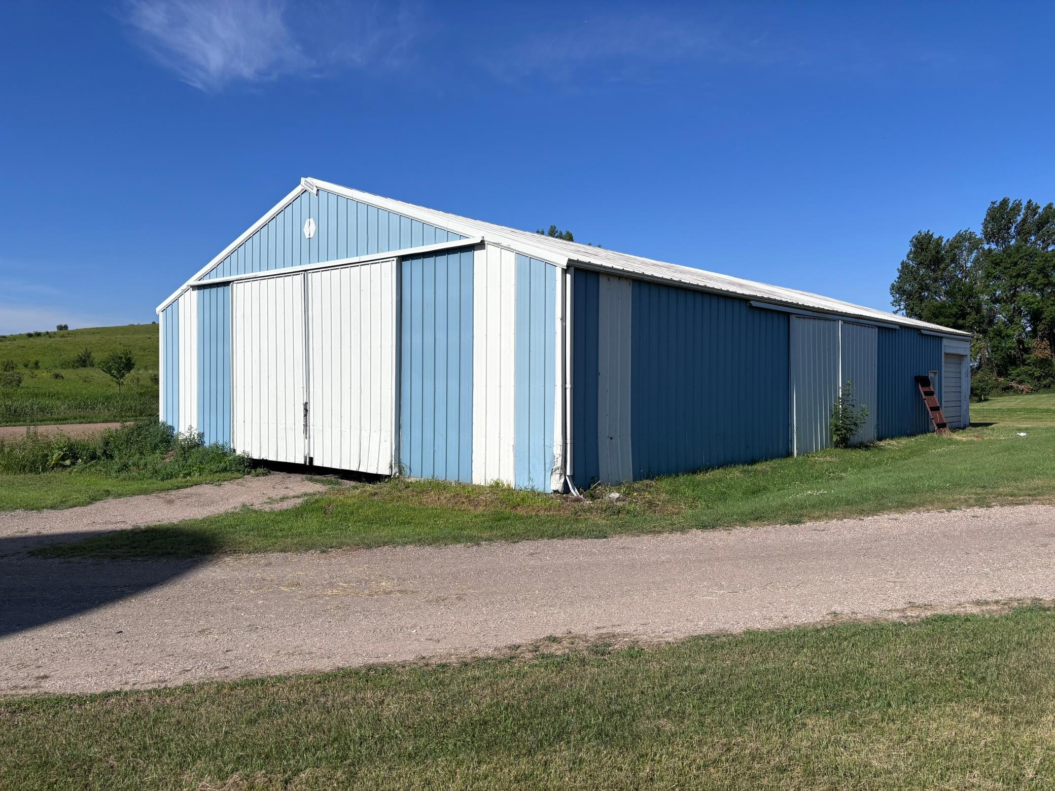 main property photo 49