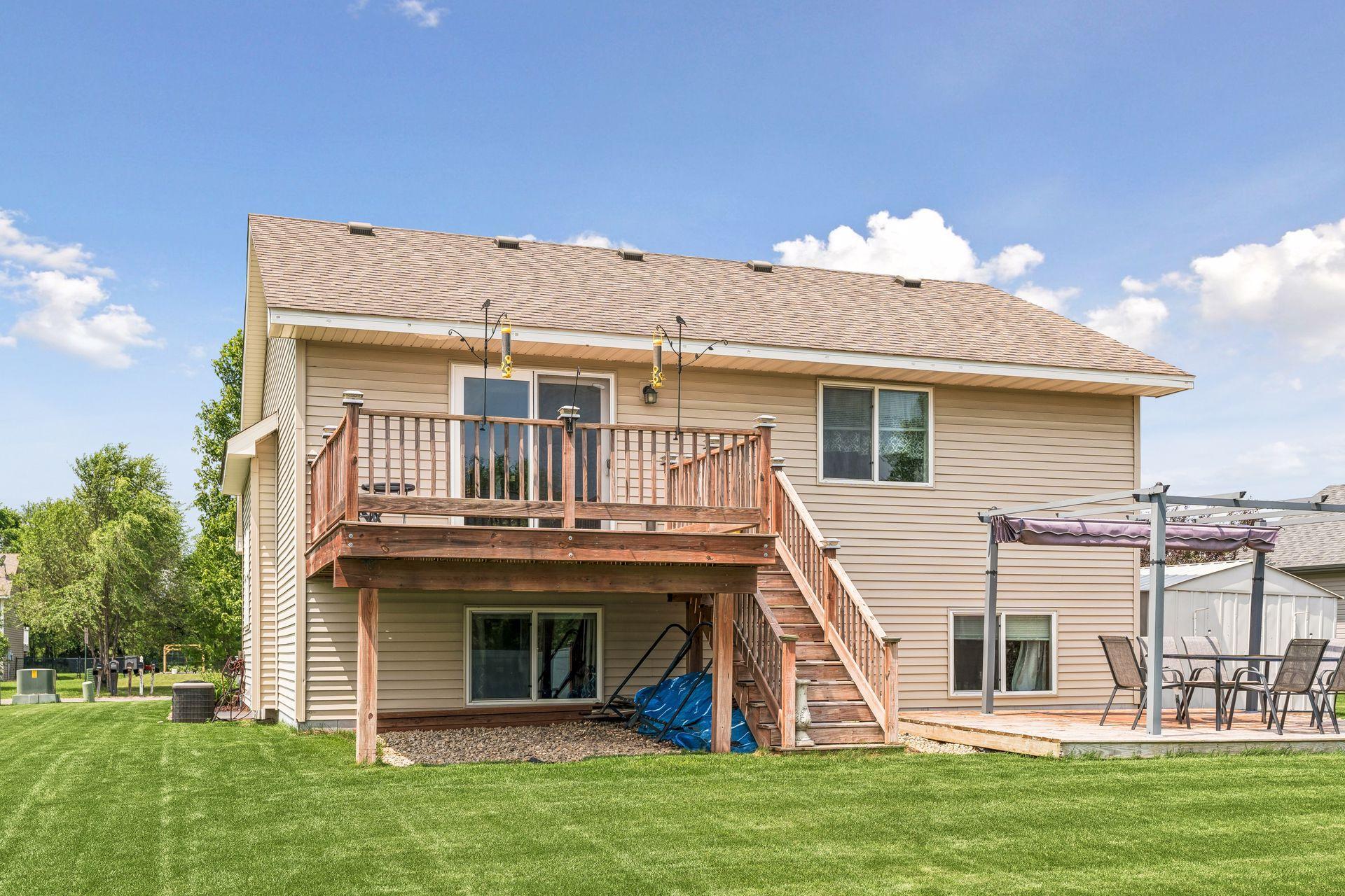 main property photo 29