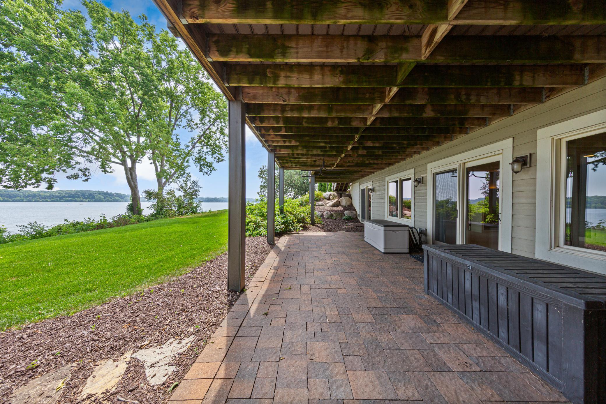 main property photo 50