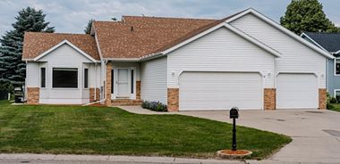 image of property with 4 Bed | 3 Bath | 1,641 Sqft
